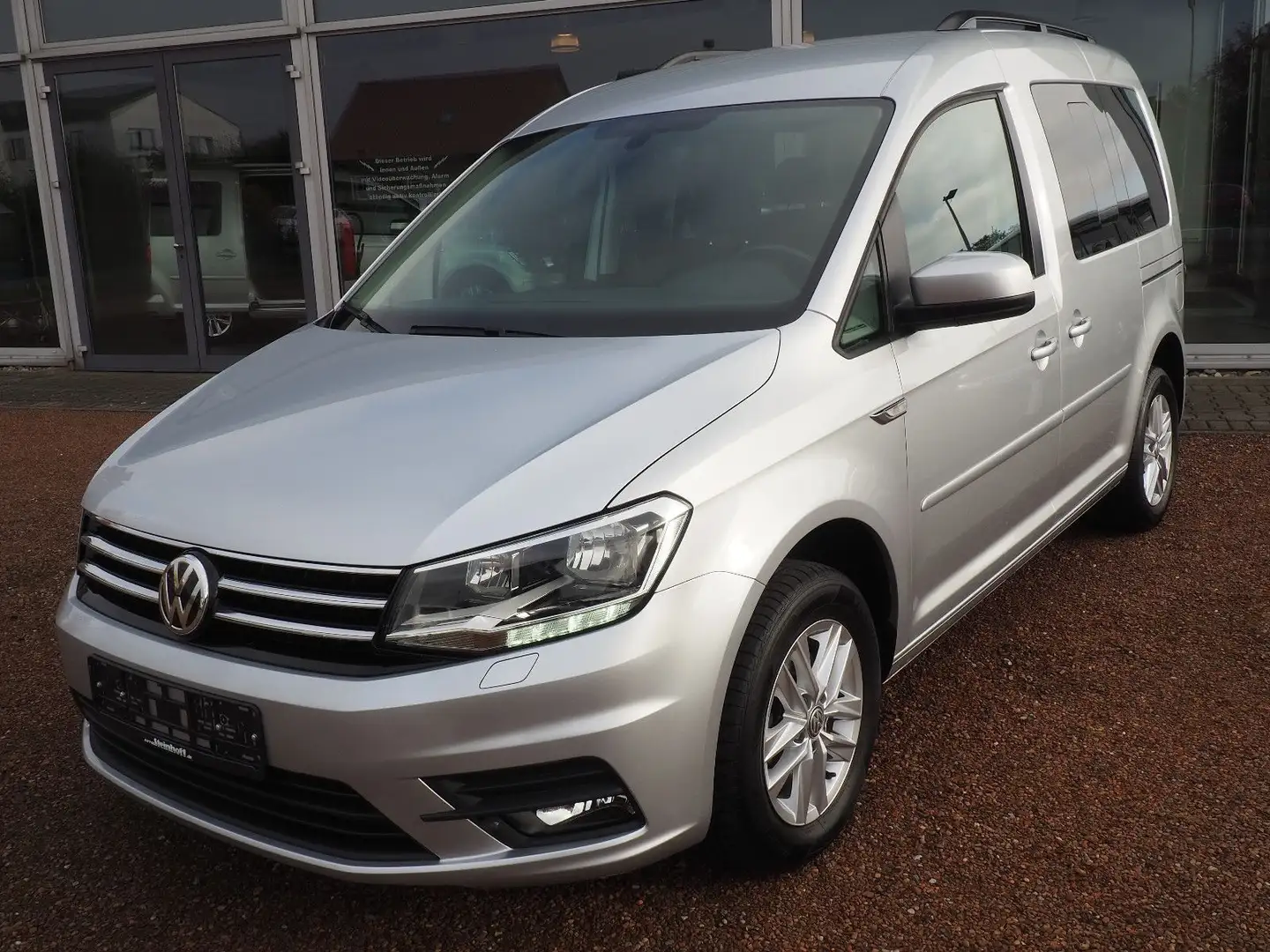Volkswagen Caddy Comfortline Rollstuhlgerecht/Wenderampe Silber - 2