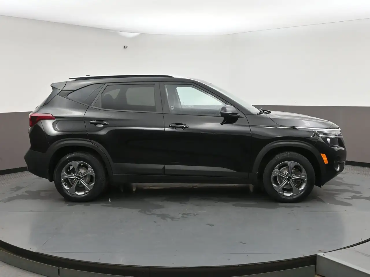 Kia Seltos снимка Kia Seltos