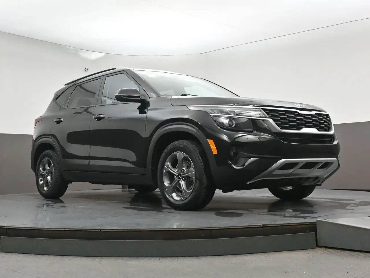 Kia Seltos снимка Kia Seltos