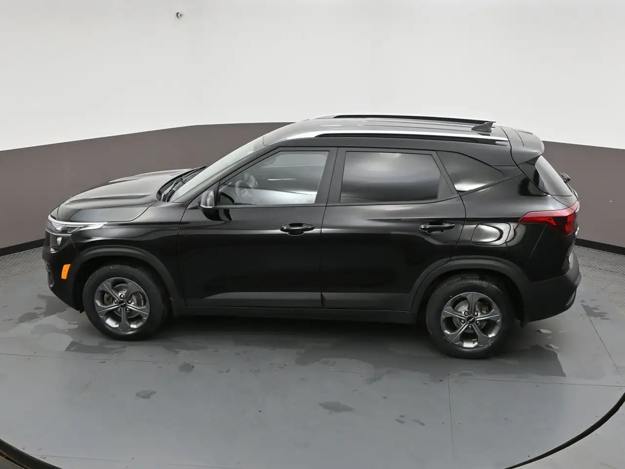 Kia Seltos снимка Kia Seltos