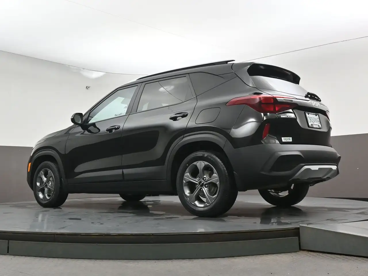 Kia Seltos снимка Kia Seltos