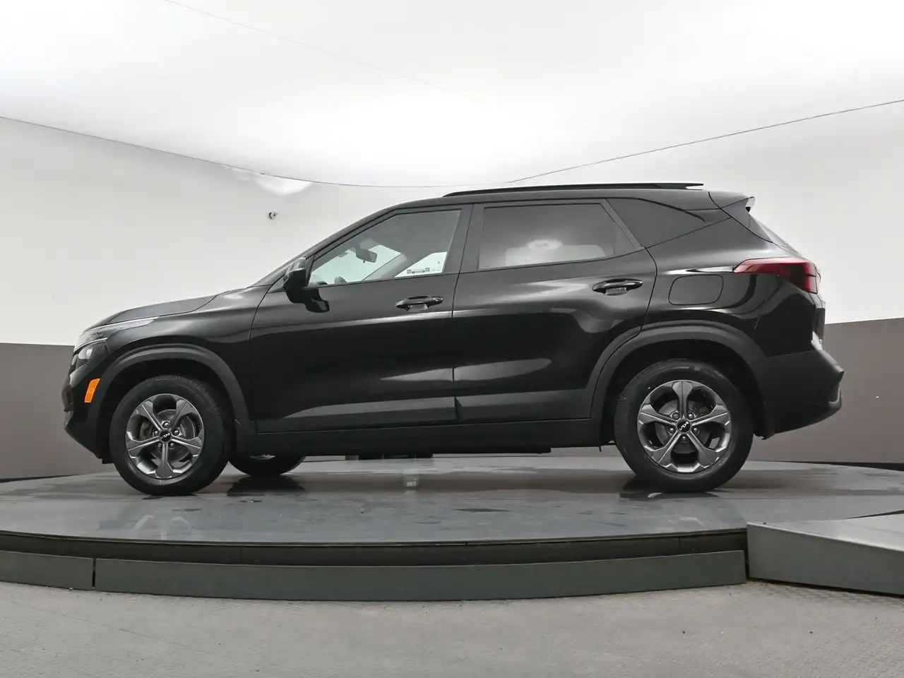 Kia Seltos снимка Kia Seltos