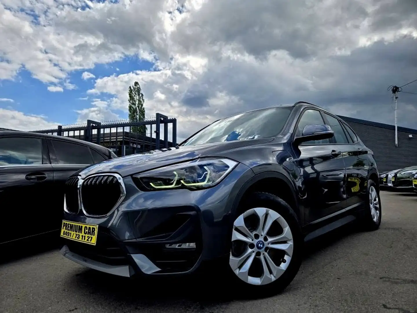 BMW X1 1.5iA xDrive25e PHEV OPF Gris - 1