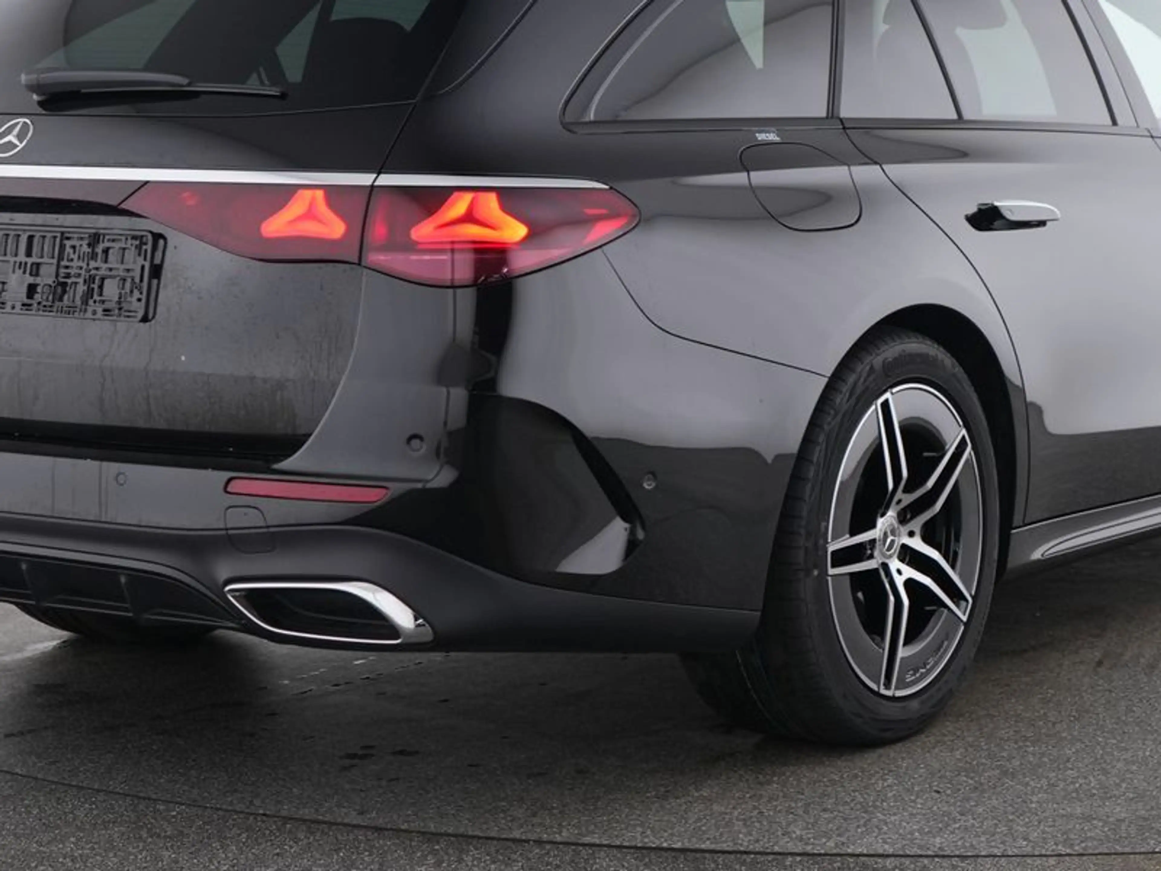 Mercedes-Benz E 220 d T-Modell AMG+PANO+AHK+NIGHT+KEYLESS+KAME — photo 9