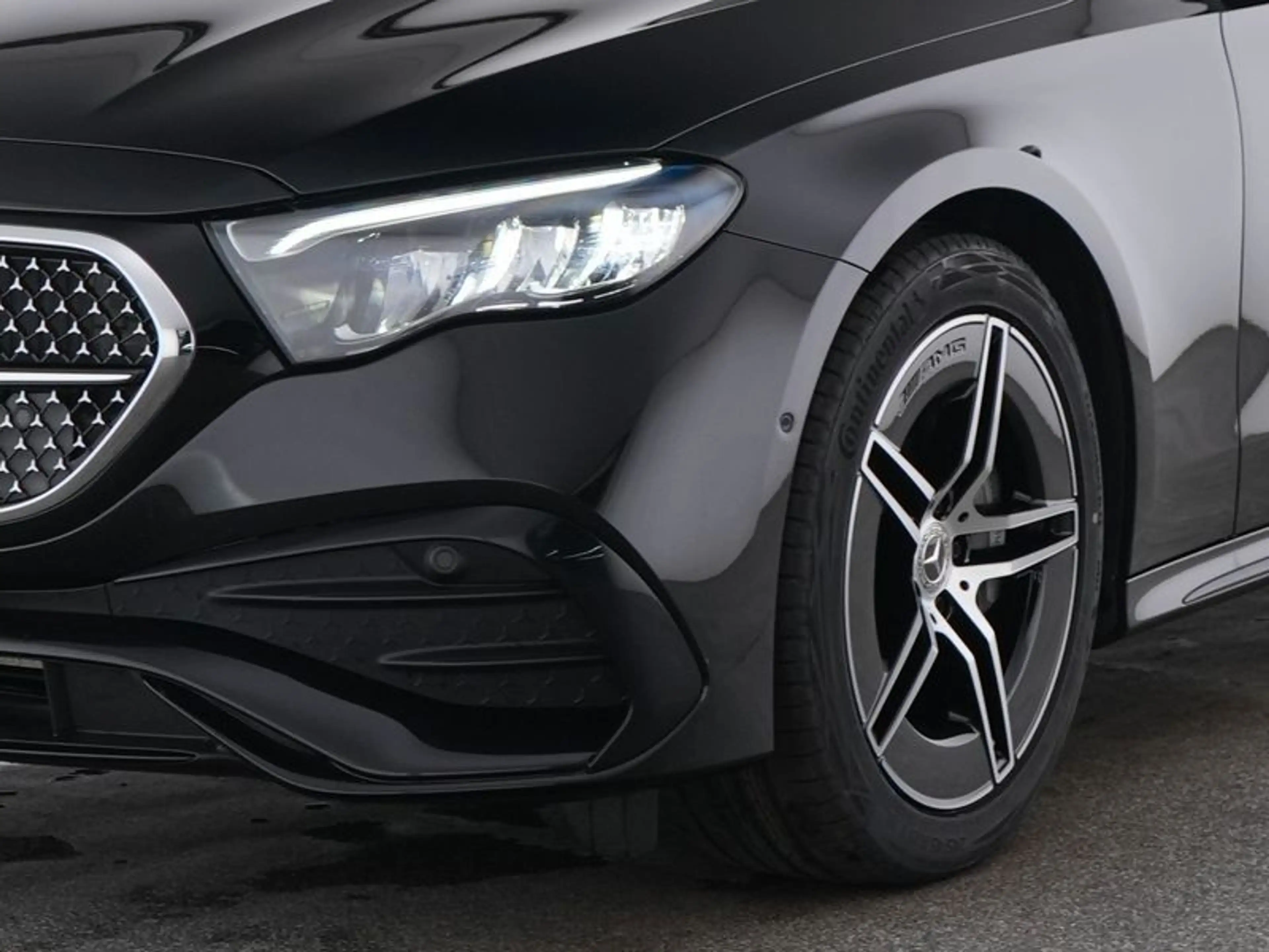 Mercedes-Benz E 220 d T-Modell AMG+PANO+AHK+NIGHT+KEYLESS+KAME — photo 3