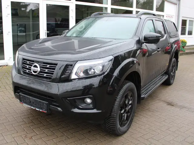 Nissan Navara Navara dCi 4WD DC 4x4 Autm. N-Guard