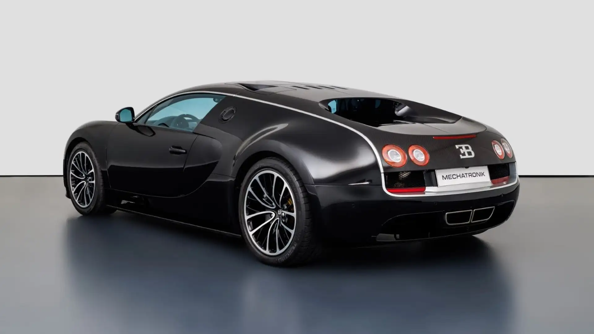 Bugatti Veyron Super Sport Zwart - 2