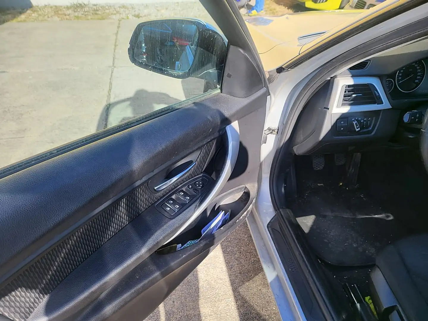 BMW 3 Argintiu - 2
