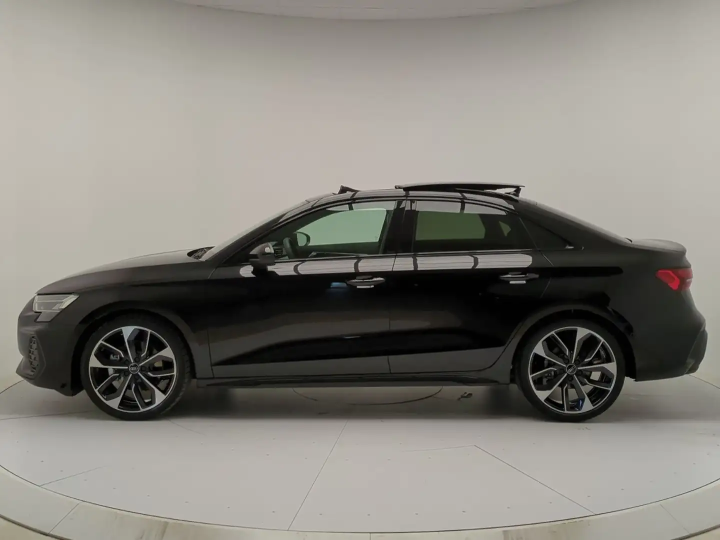 Audi A3 A3 Sedan 35 TFSI S tronic S line edition Gris - 2