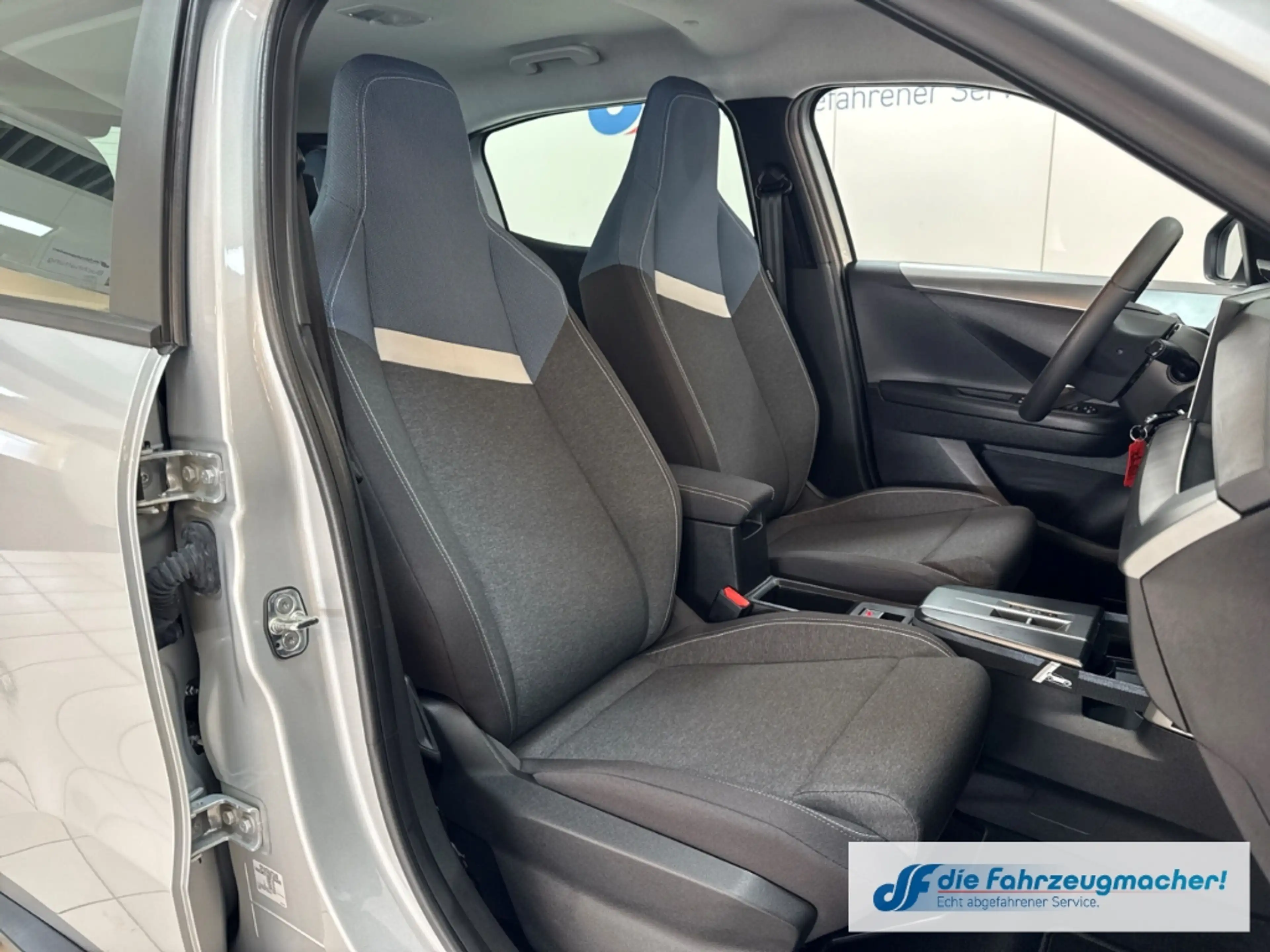 Opel Frontera Electric Edition 83 kW Digitales Cockpit LED Musik — photo 12