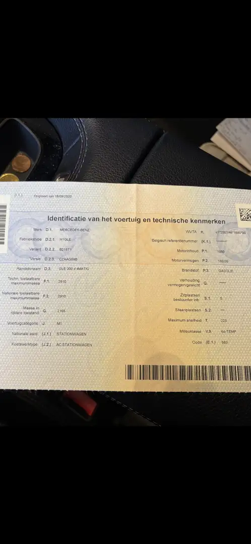 Mercedes-Benz GLE 300 d 4Matic 9G-TRONIC AMG Line - 2