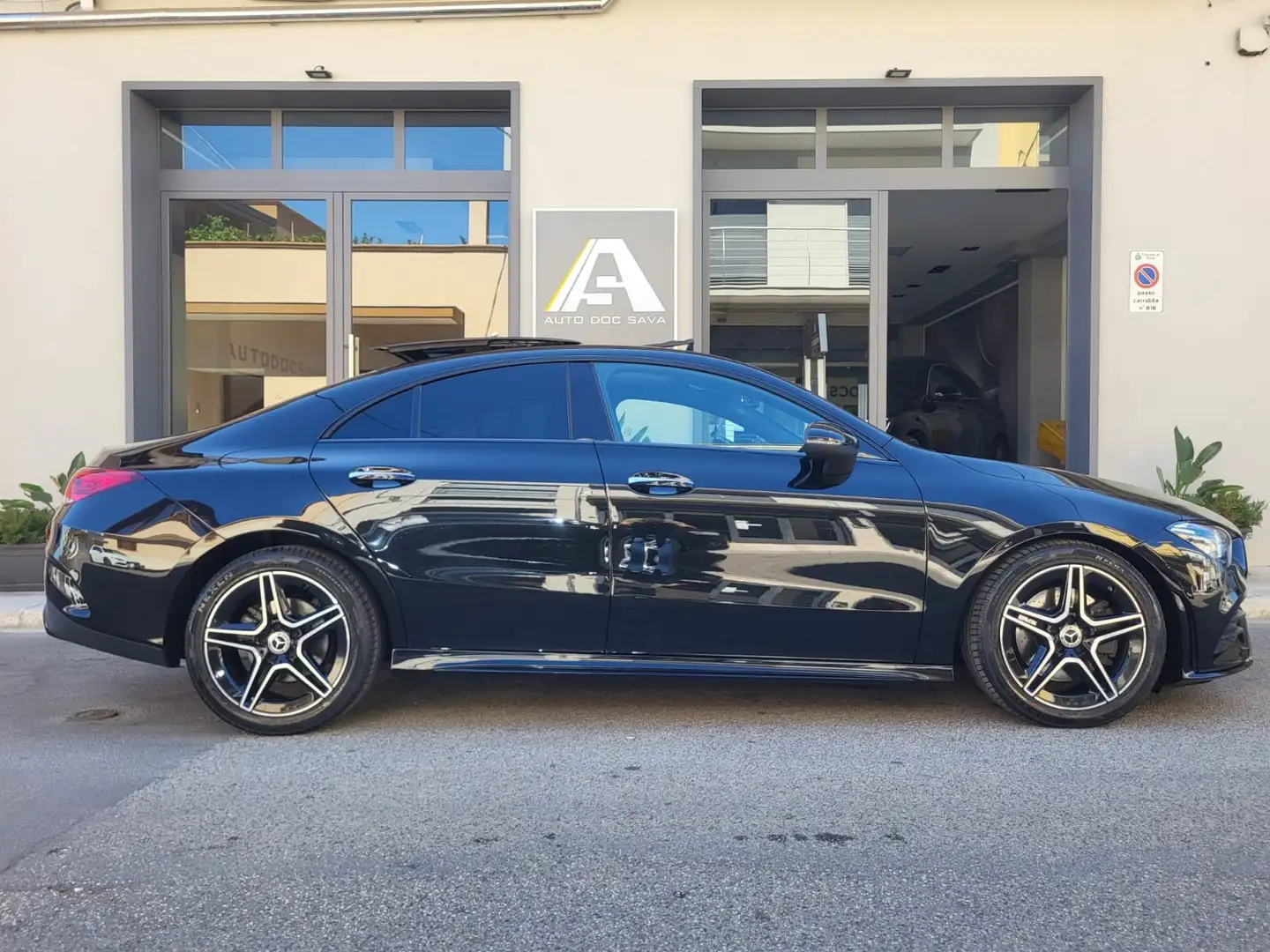 Mercedes-Benz CLA 200 D Premium/Amg+Tetto+Luci Ambiente+Fari Led... Zwart - 1
