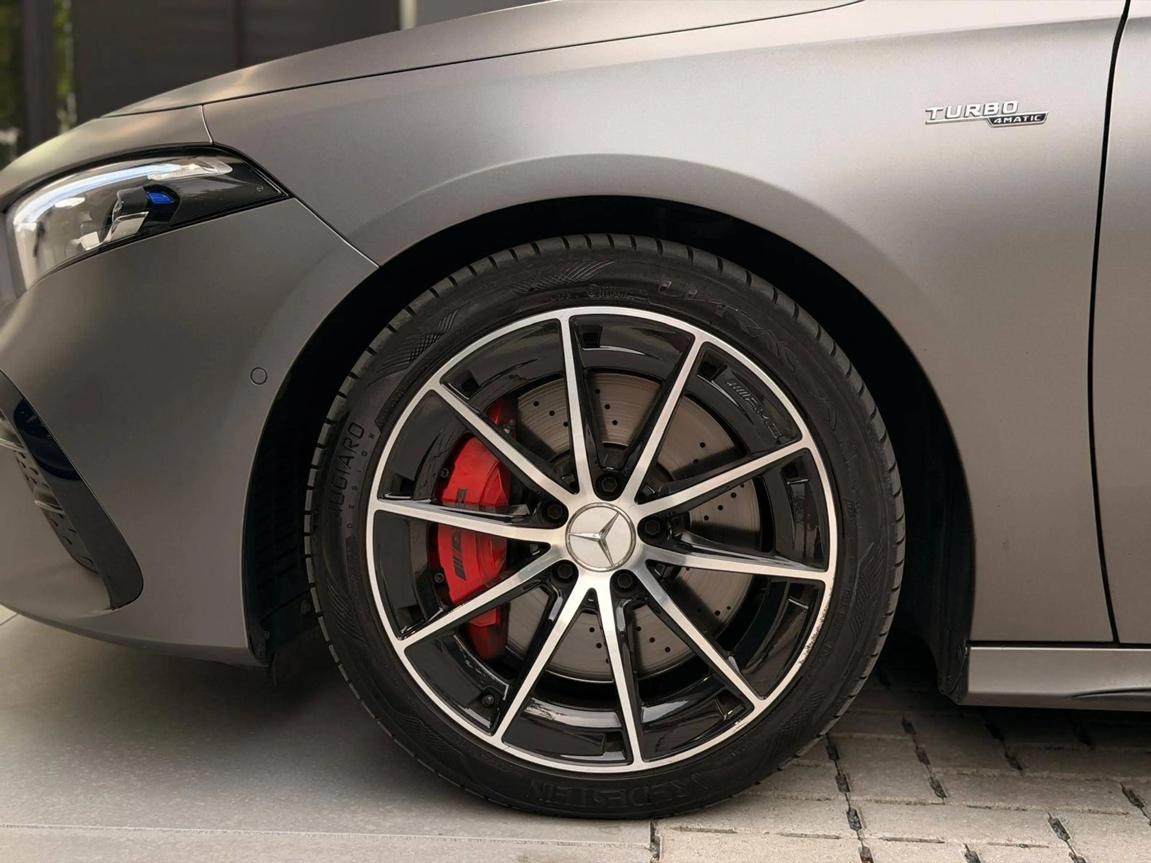 Mercedes-Benz A 35 AMG A 35 AMG 4-Matic — photo 10