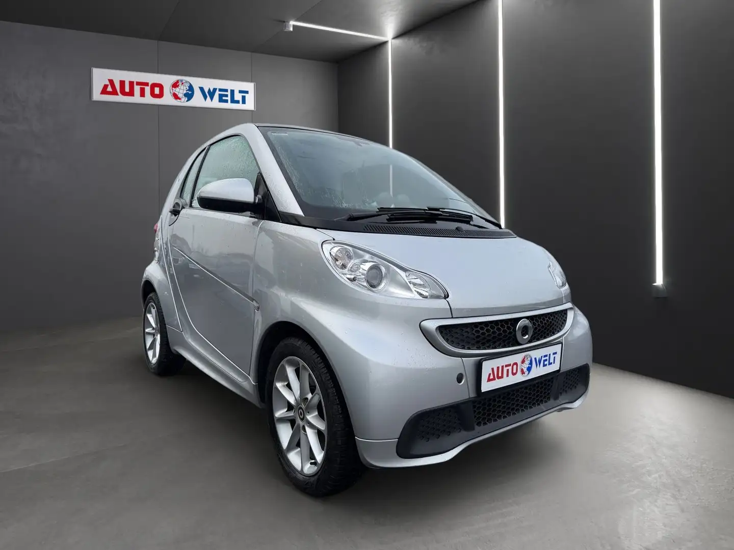 smart forTwo fortwo coupe 1.0 Silber - 2