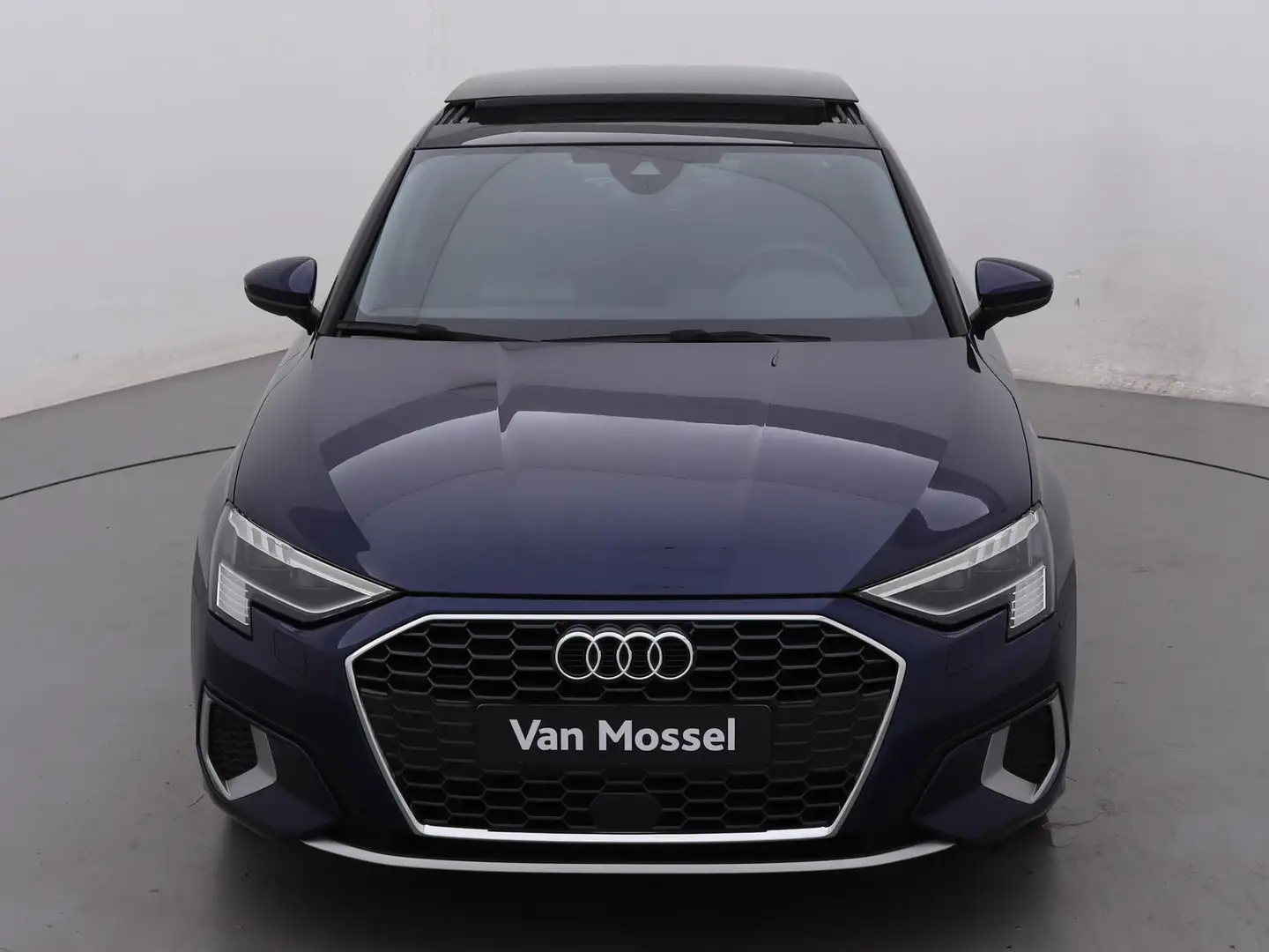 Audi A3 Limousine 35 TFSI Business Edition 150 PK | Automa Bleu - 2