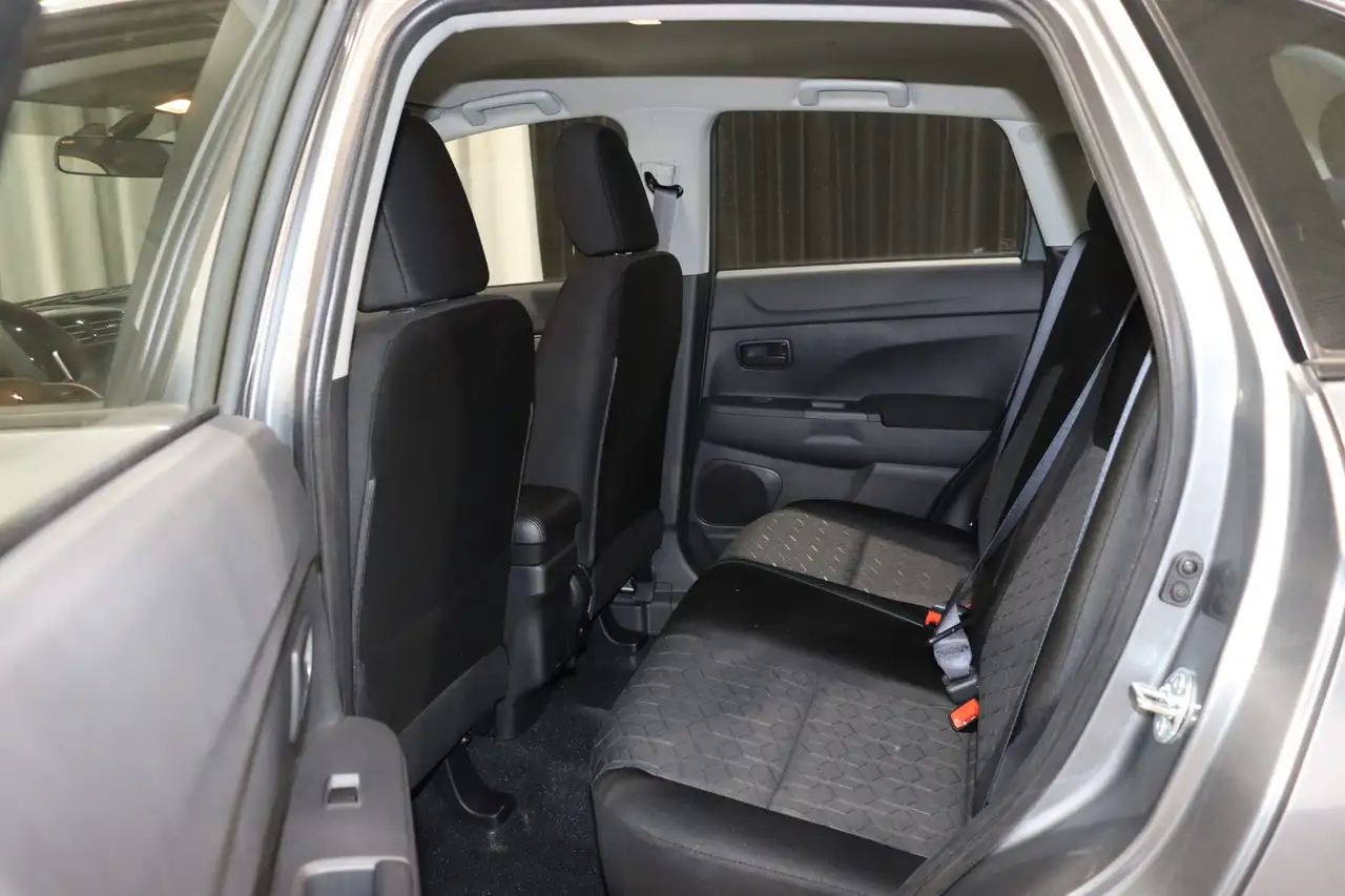 Mitsubishi RVR снимка Mitsubishi RVR
