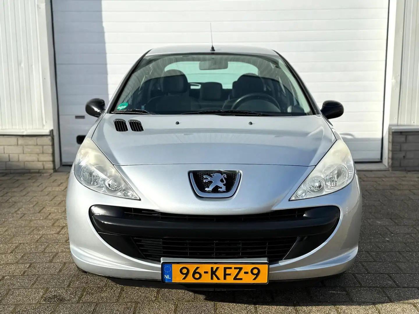 Peugeot 206 206 1.1 XR Grijs - 2
