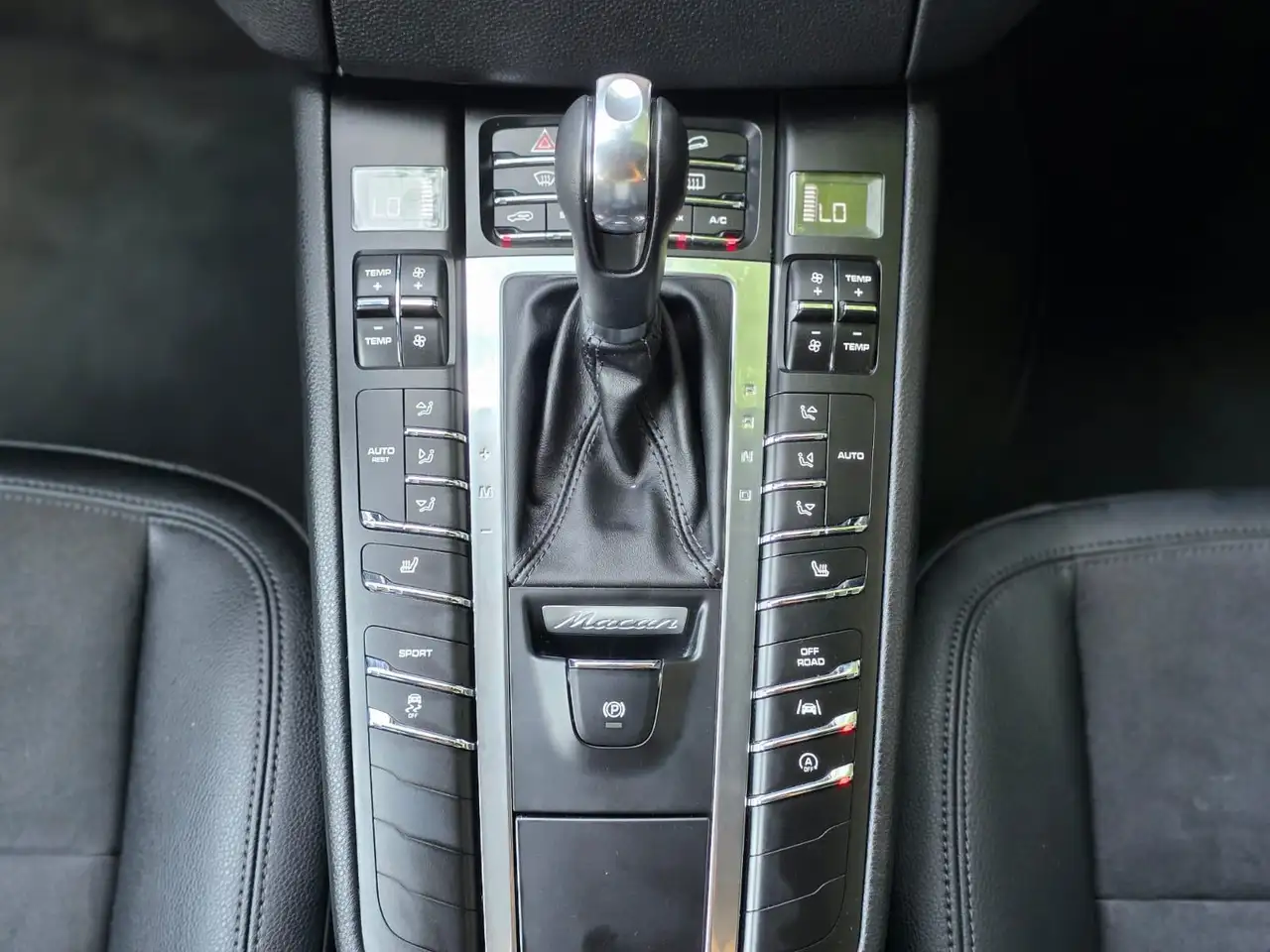 Porsche Macan снимка Porsche Macan