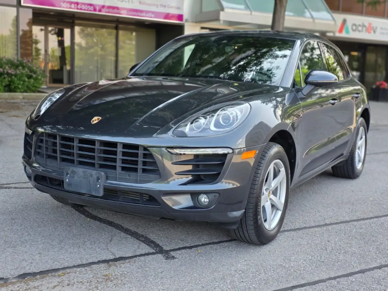 Porsche Macan снимка Porsche Macan