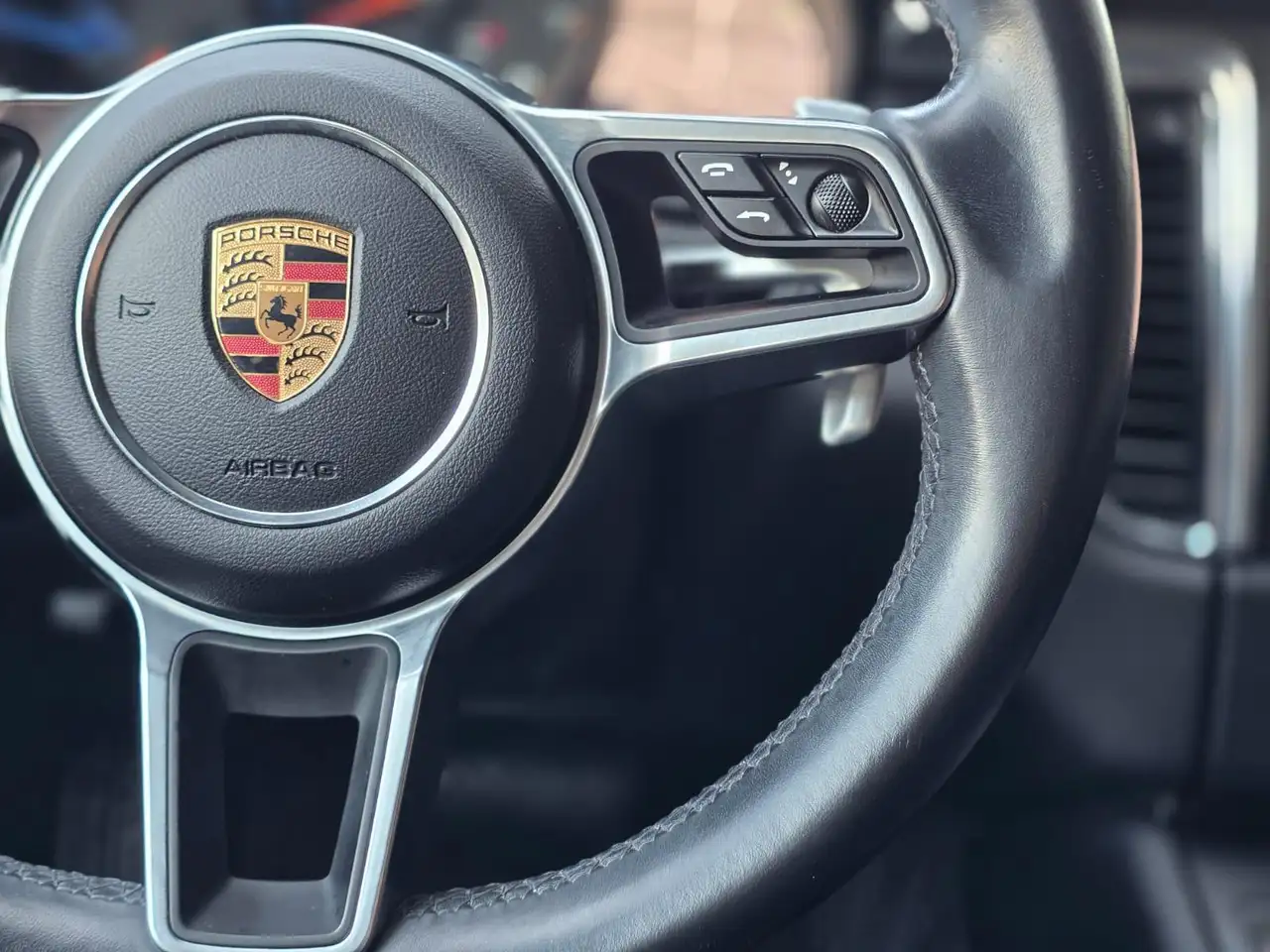 Porsche Macan снимка Porsche Macan