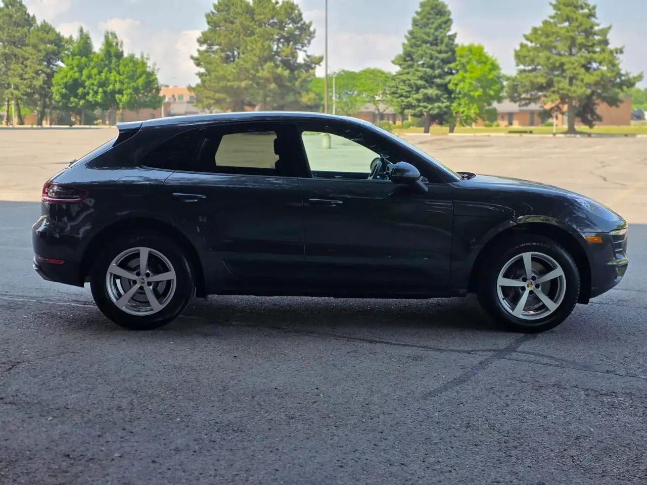 Porsche Macan снимка Porsche Macan