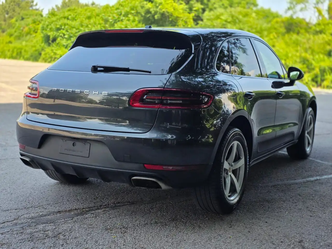 Porsche Macan снимка Porsche Macan