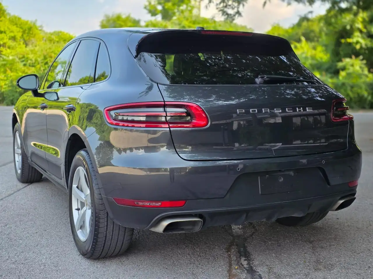 Porsche Macan снимка Porsche Macan