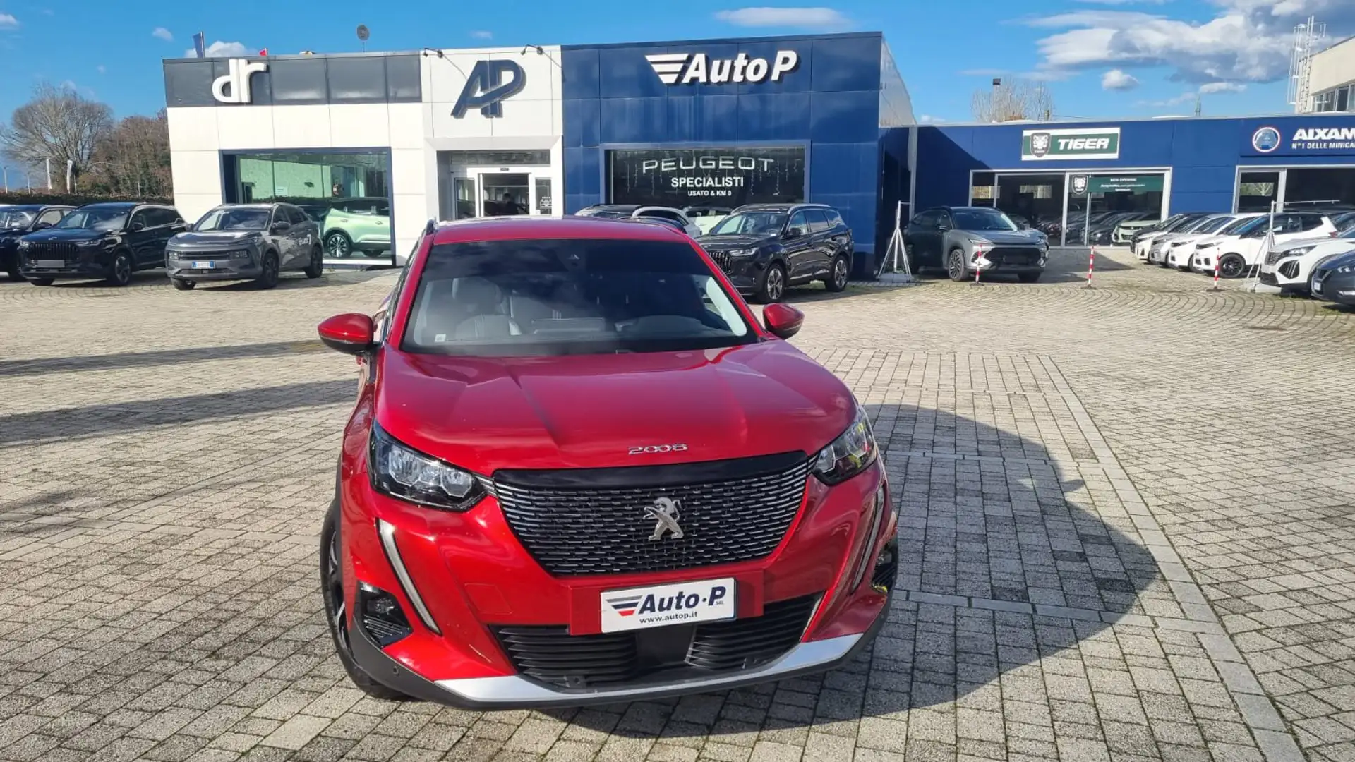 Peugeot 2008 BlueHDi 100 Allure Navi Pack S/S Rot - 1