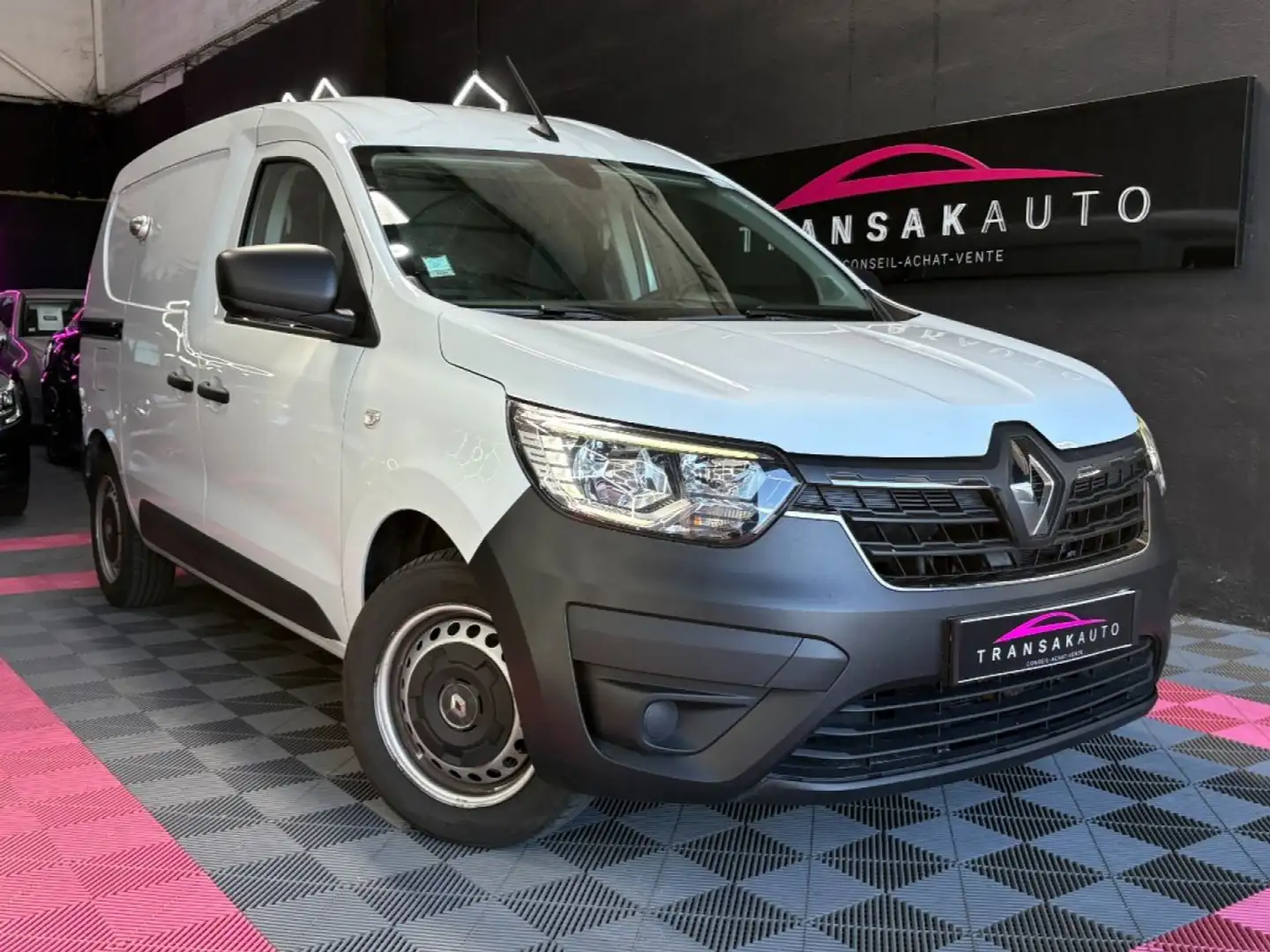 Renault Express VAN CONFORT 95 ch 1.5 BLUE DCI TVA RECUP ~ 1ere main ~ Bluetooth ~ Radar AR Wit - 1