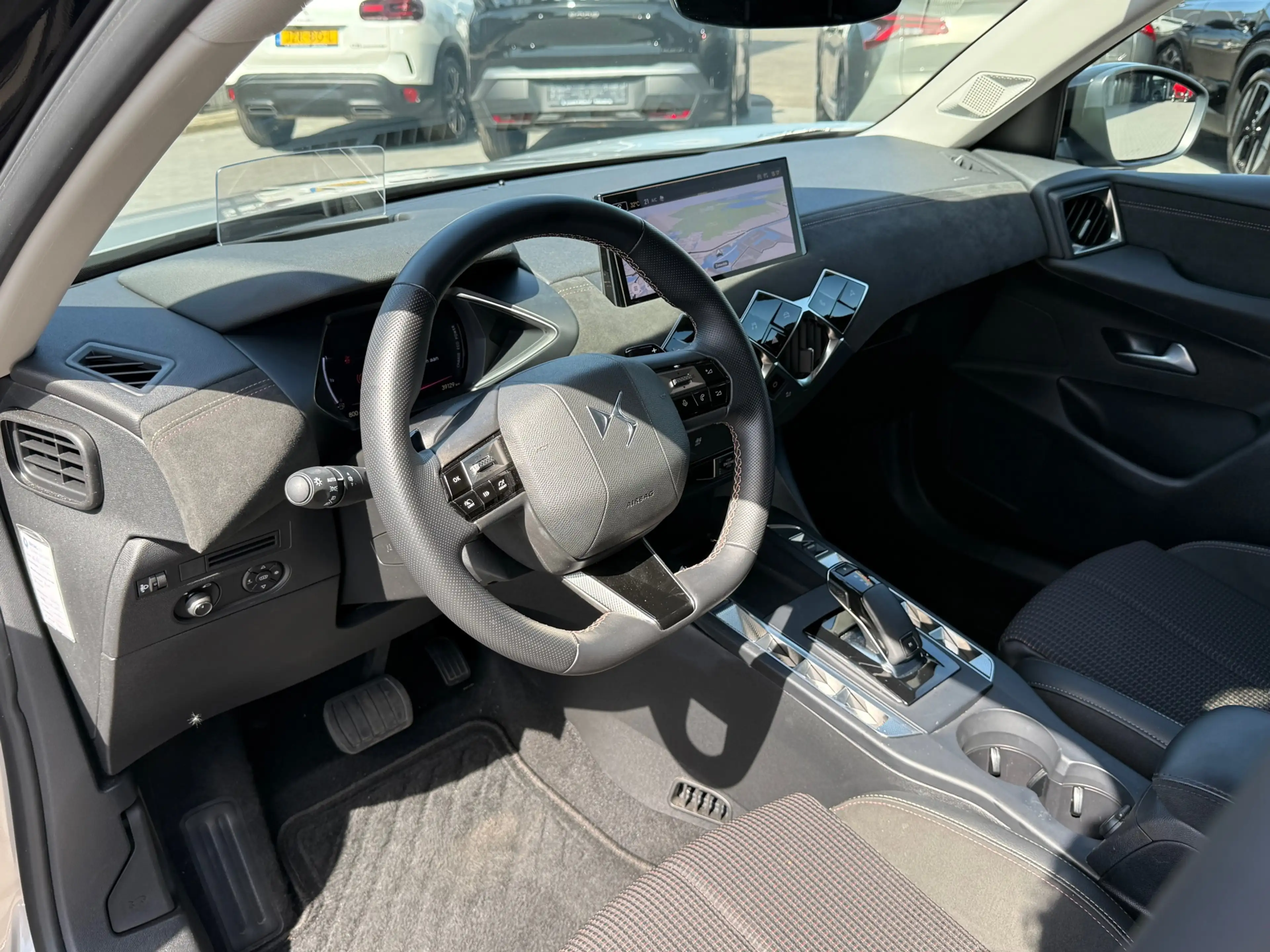 DS Automobiles DS 3 1.2 Hybrid 136 EAT PERF LINE HEAD UP ADAPT CRUISE — photo 3