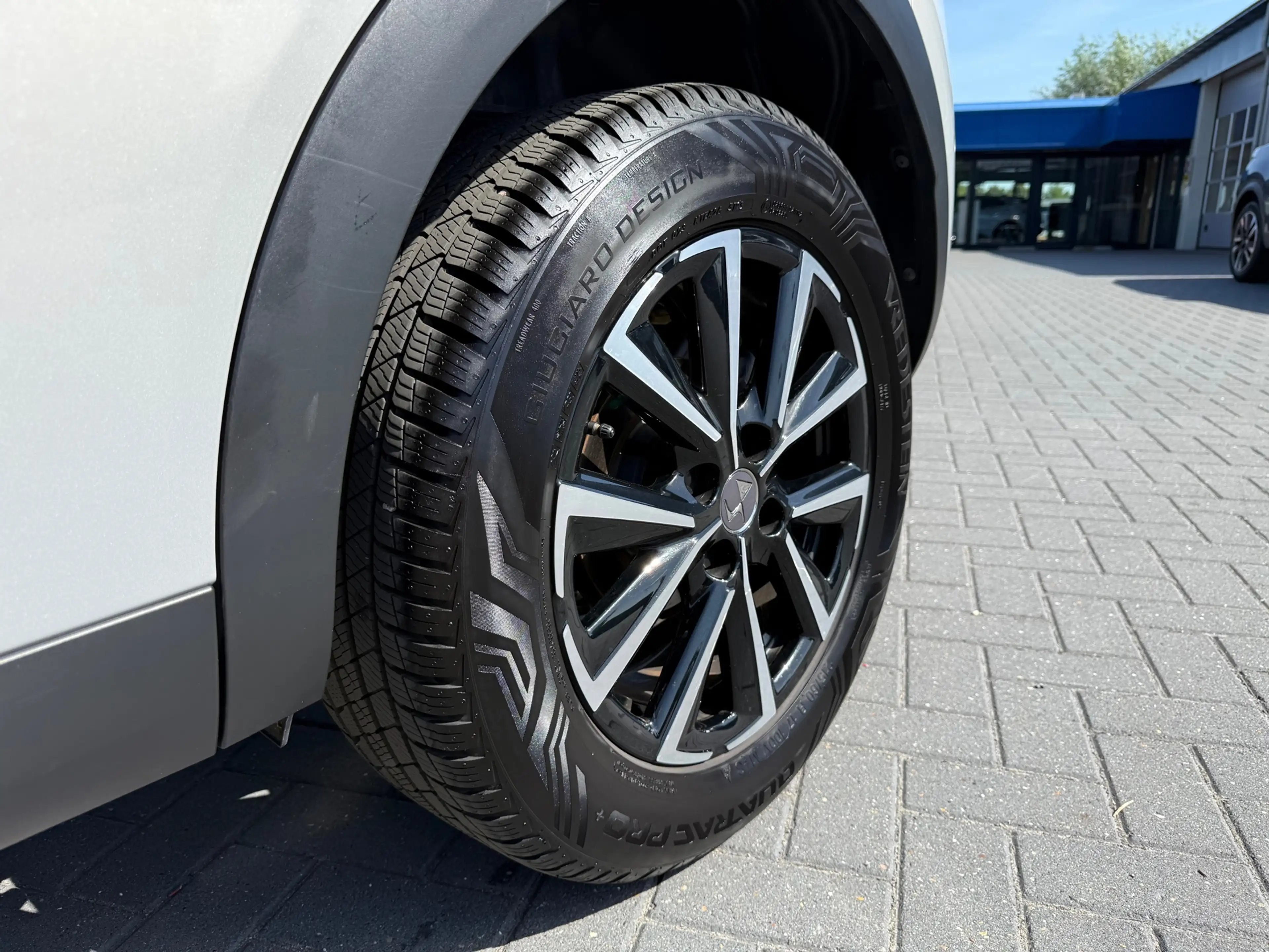 DS Automobiles DS 3 1.2 Hybrid 136 EAT PERF LINE HEAD UP ADAPT CRUISE — photo 8