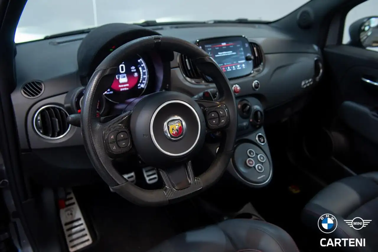 Abarth 695C 2023 — фото 13