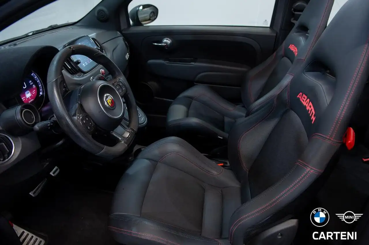 Abarth 695C 2023 — фото 12