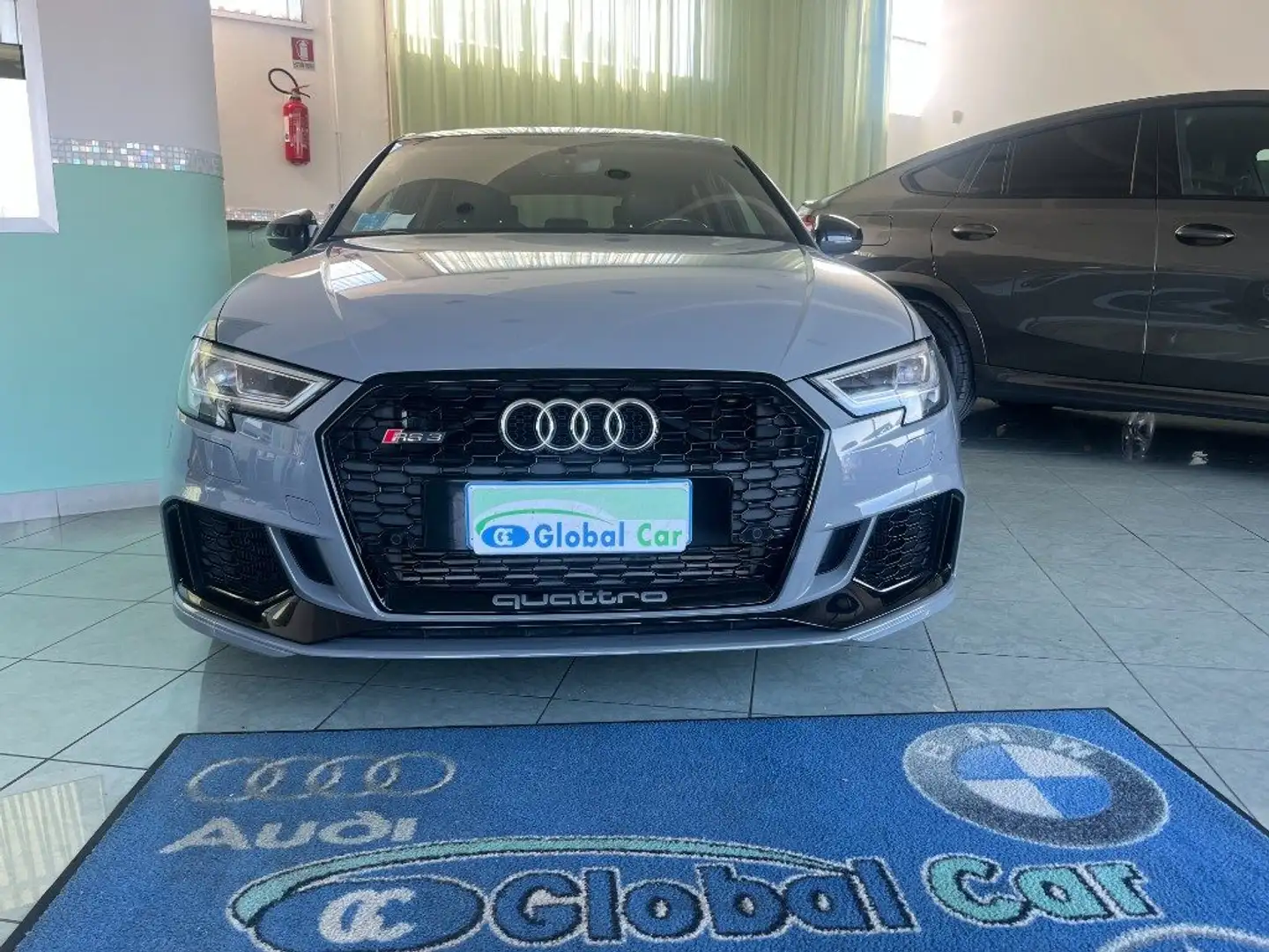 Audi RS 3 SPB Grau - 2