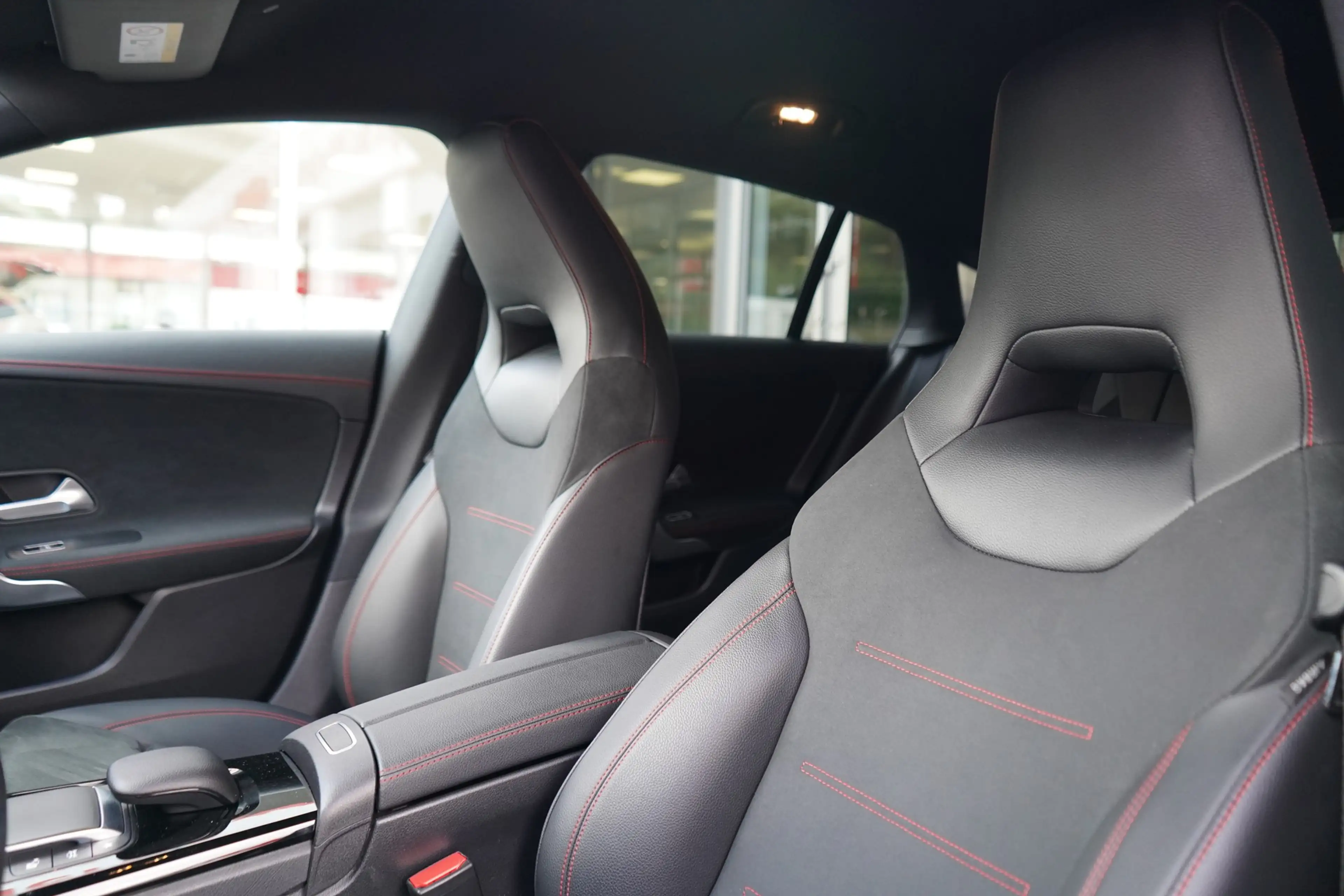 Mercedes-Benz CLA 200 AMG Line MBUX LED Navi Virtual Cockpit — photo 12