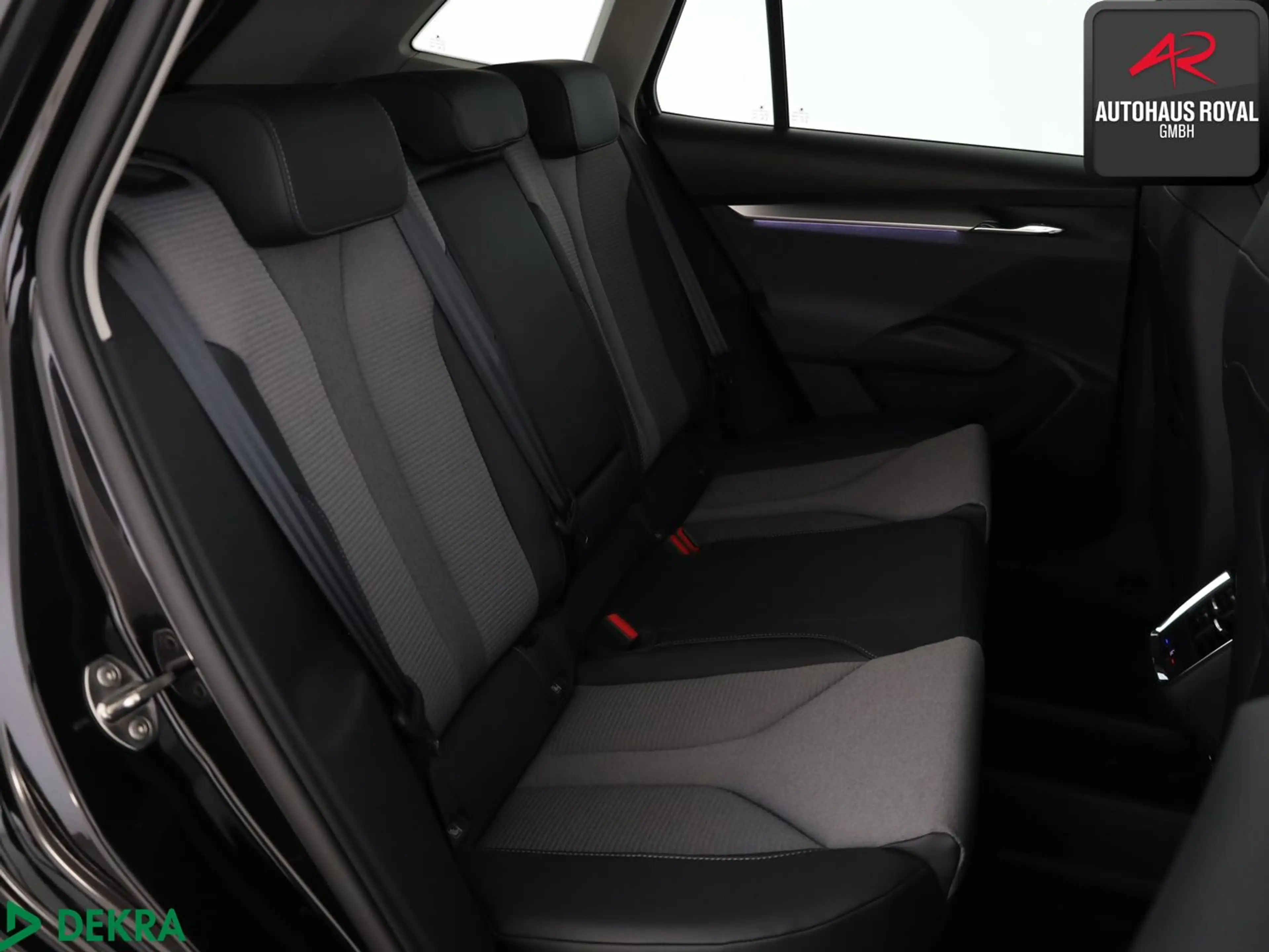 Skoda Enyaq 85x LOFT WÄRMEPUMPE,KEYLESS,ACC,KAMERA,1HD — photo 11