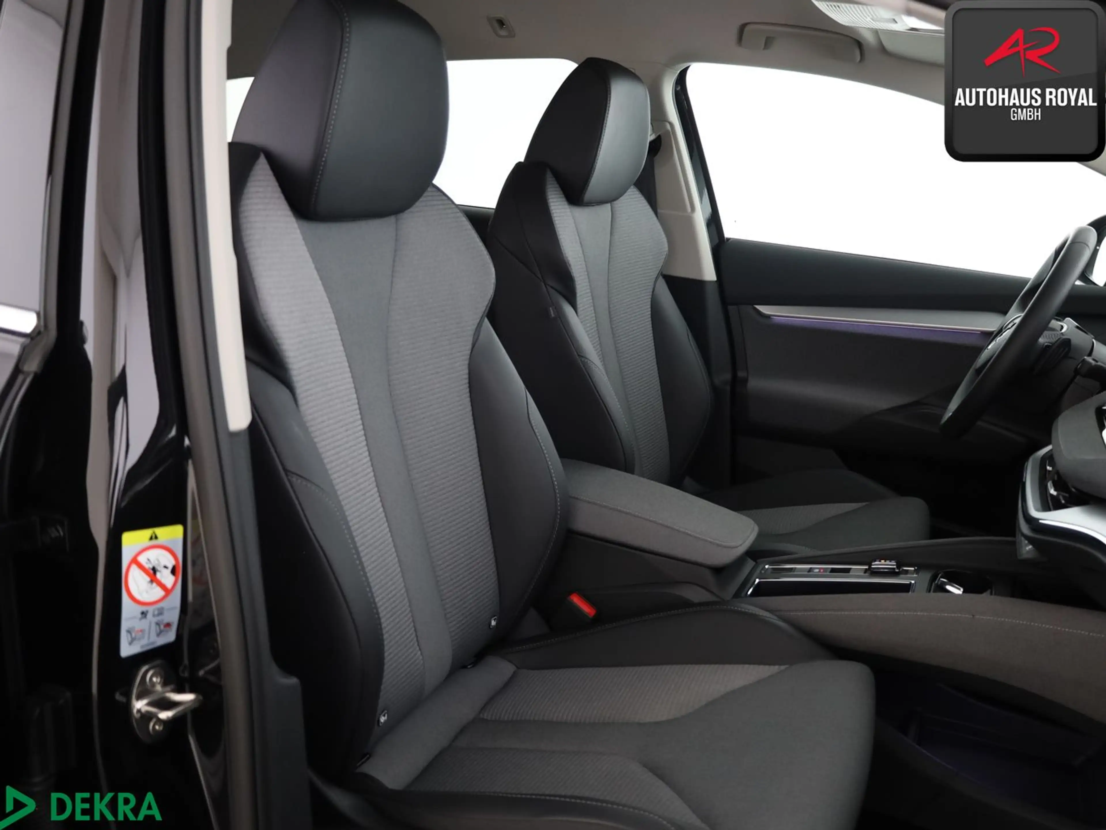 Skoda Enyaq 85x LOFT WÄRMEPUMPE,KEYLESS,ACC,KAMERA,1HD — photo 10