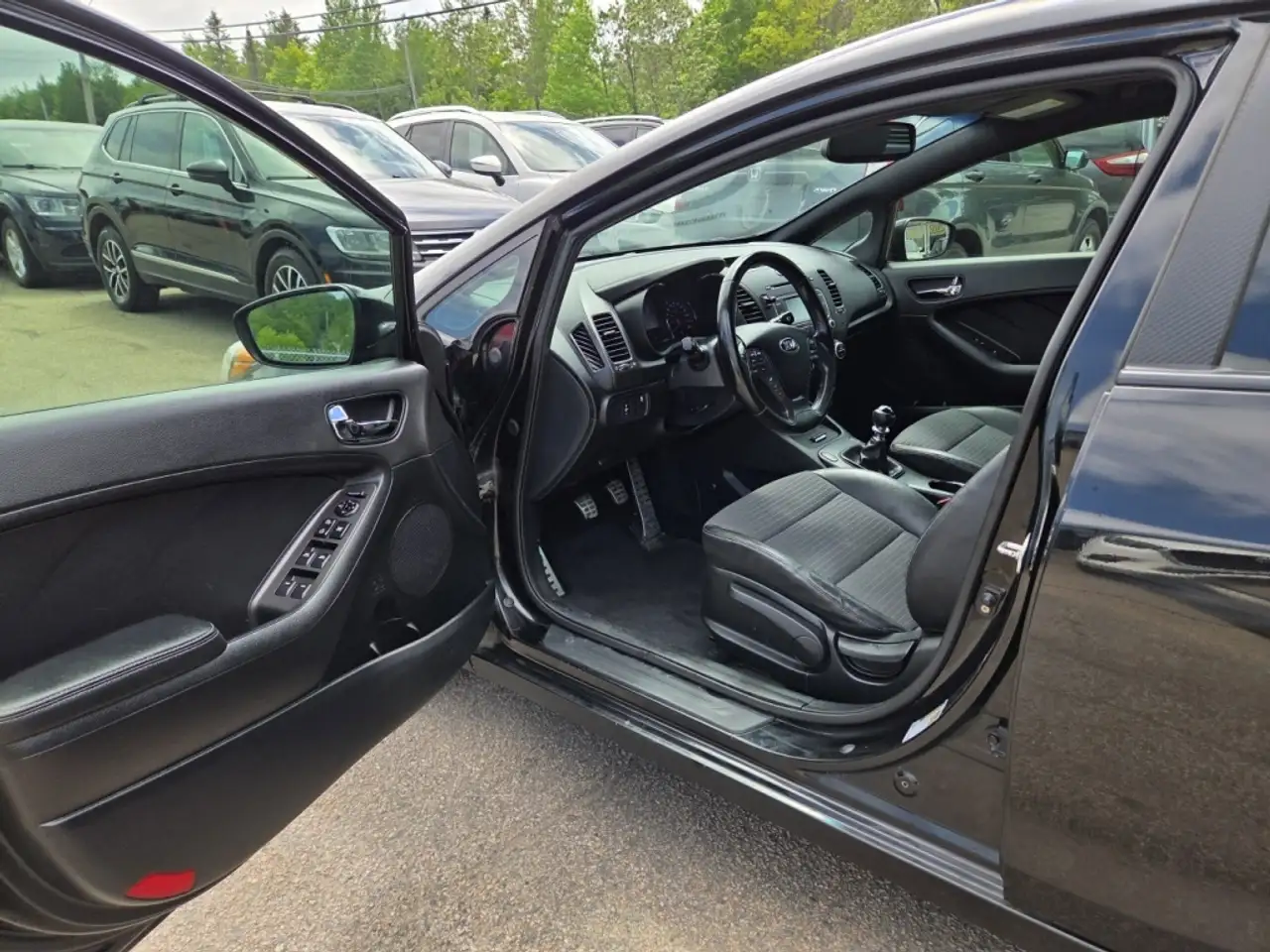 Kia Forte снимка Kia Forte