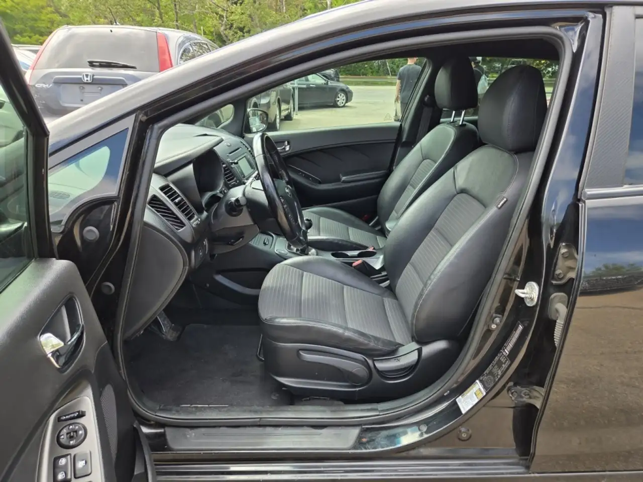Kia Forte снимка Kia Forte