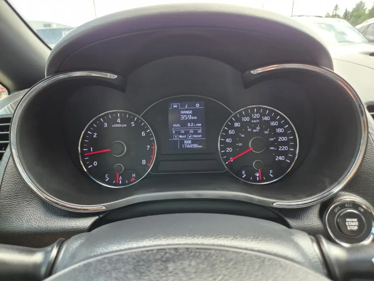 Kia Forte снимка Kia Forte