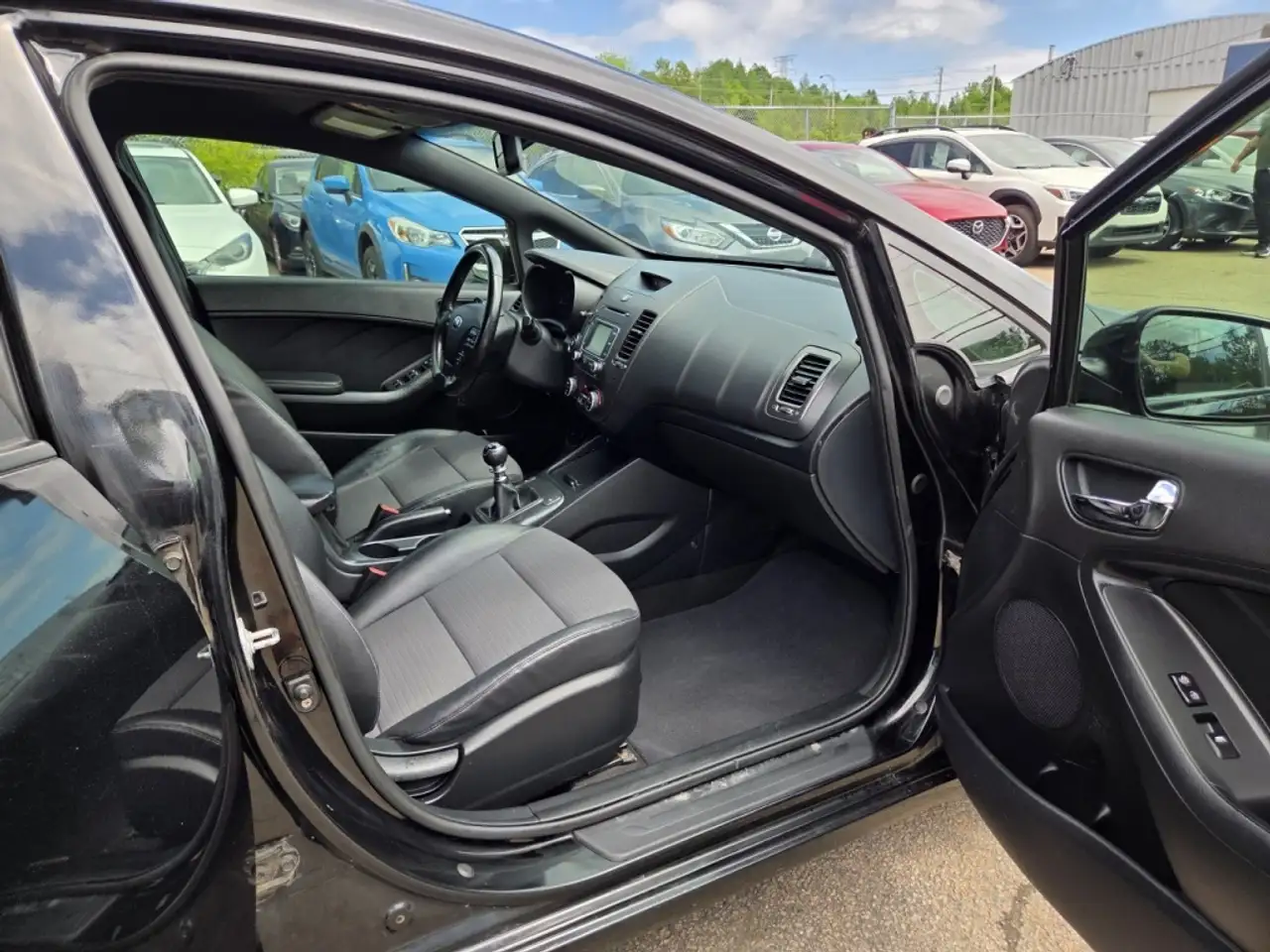 Kia Forte снимка Kia Forte