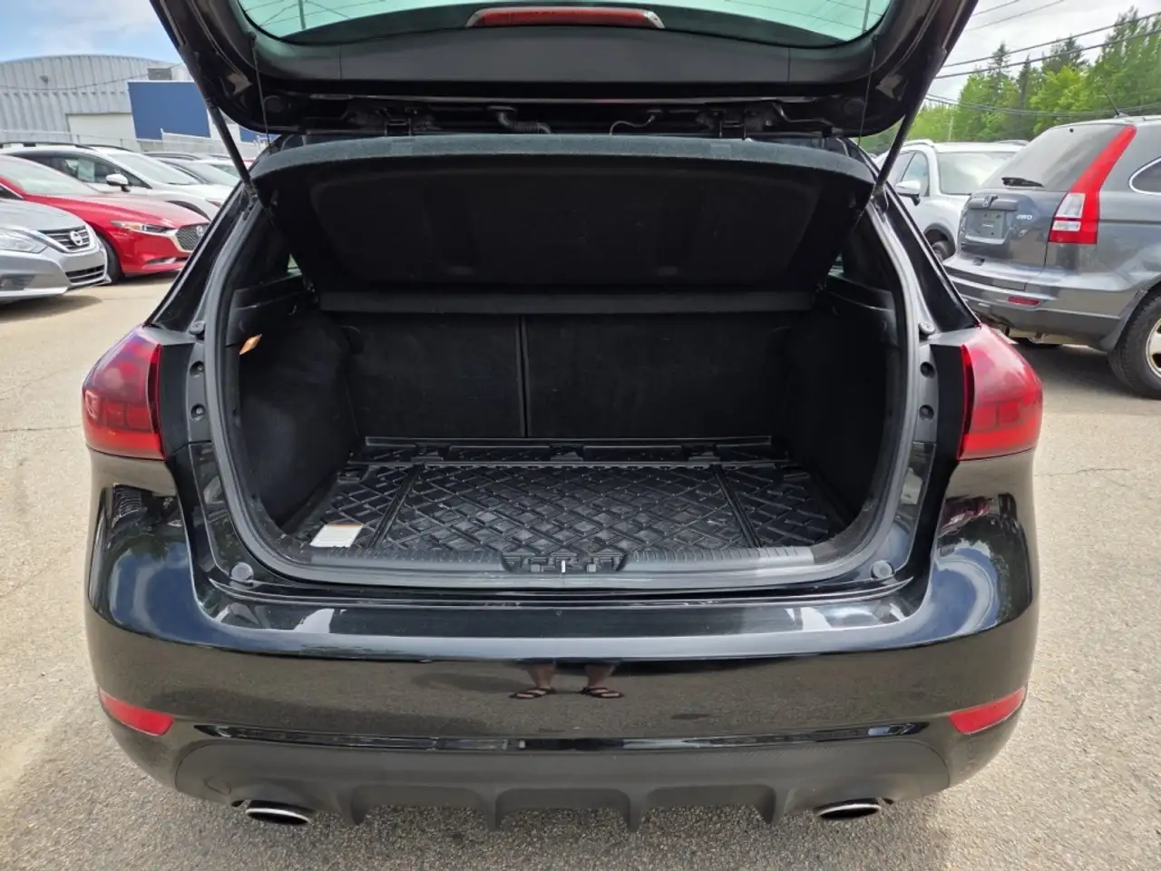 Kia Forte снимка Kia Forte