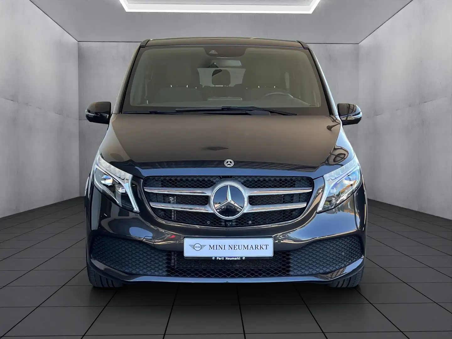 Mercedes-Benz V 300 4-Matic lang LED ACC Pano Burmester Grijs - 2