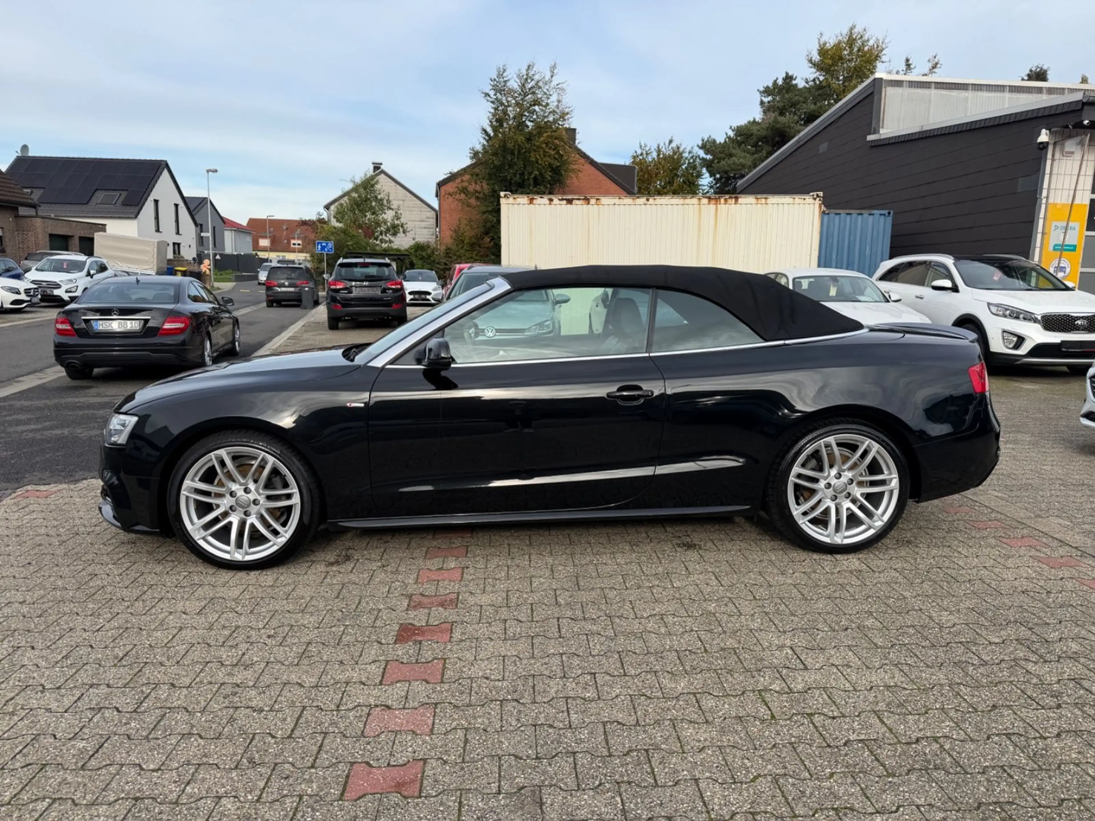 Audi A5 Cabrio 2.0 TDI quattro 3x S-Line MMI LED PDC — photo 8
