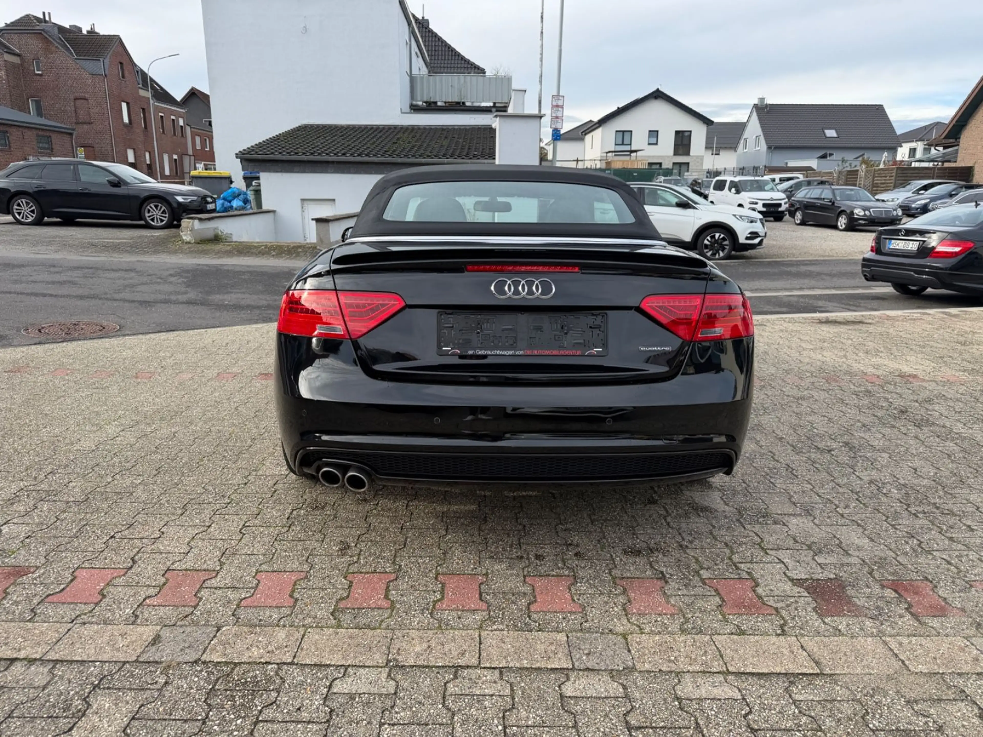 Audi A5 Cabrio 2.0 TDI quattro 3x S-Line MMI LED PDC — photo 6