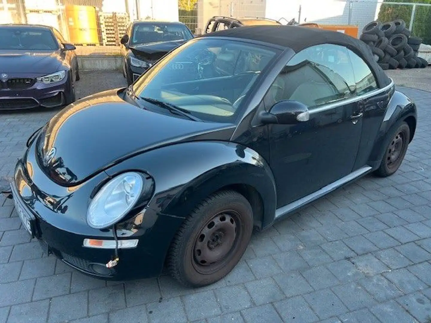 Volkswagen New Beetle Cabriolet 1.6(UNFALL) Schwarz - 1