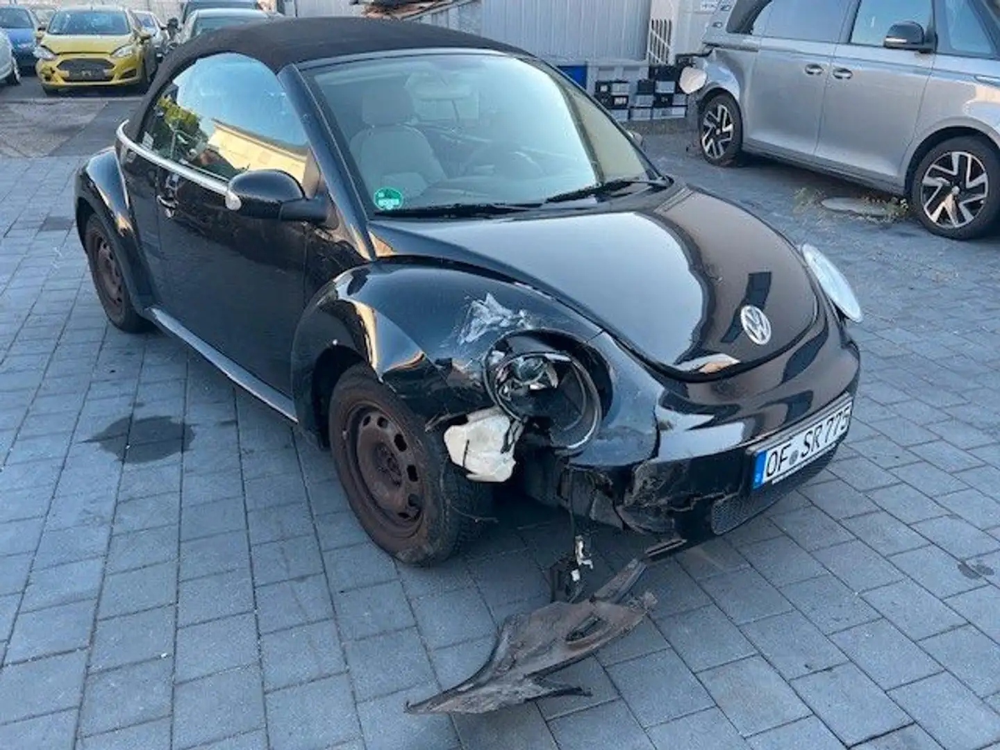 Volkswagen New Beetle Cabriolet 1.6(UNFALL) Schwarz - 2