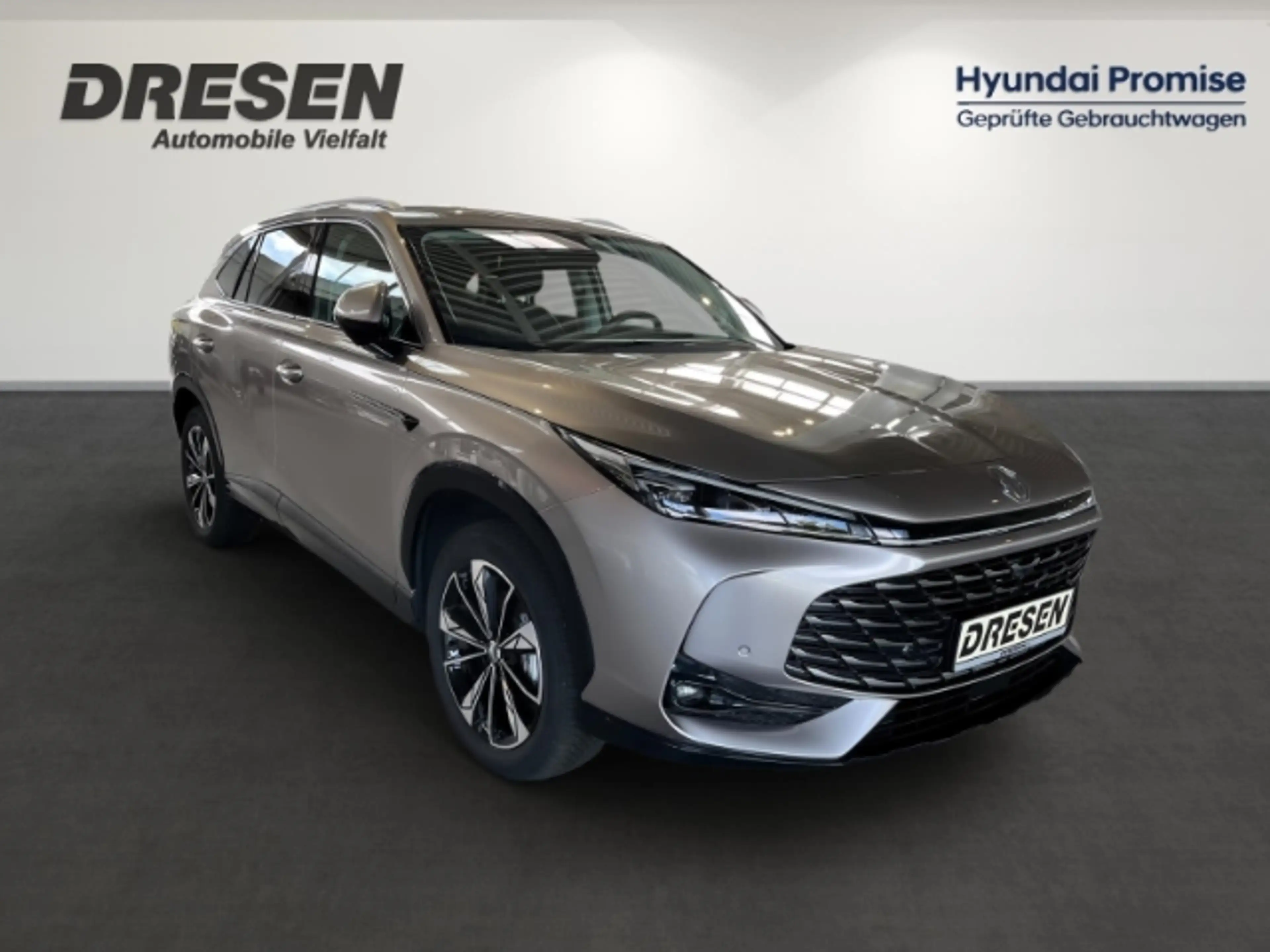 MG HS 1.5 T GDI 125 kW Luxury+Sitzheizung+Kamera+Panoram — photo 2
