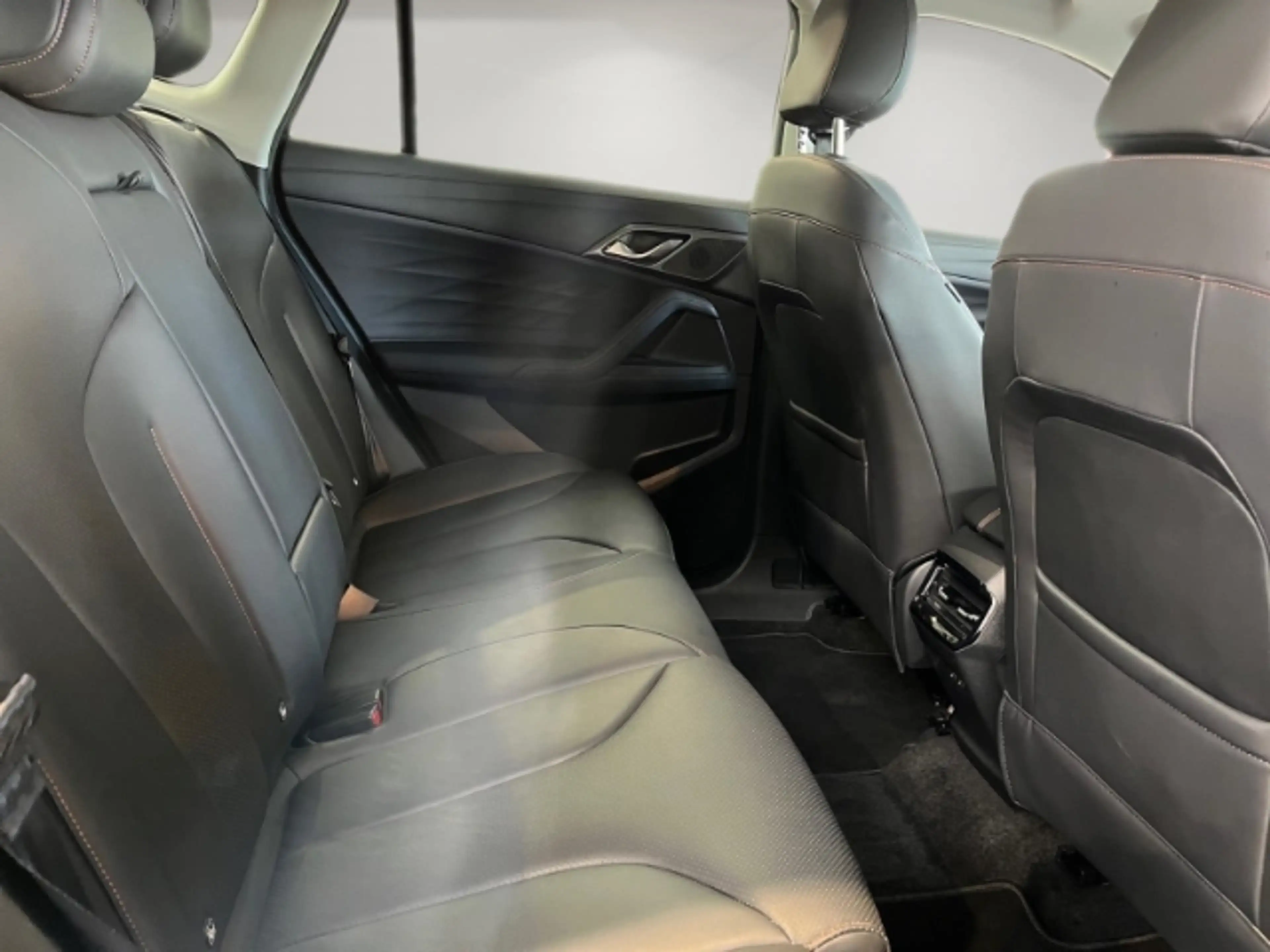MG HS 1.5 T GDI 125 kW Luxury+Sitzheizung+Kamera+Panoram — photo 13