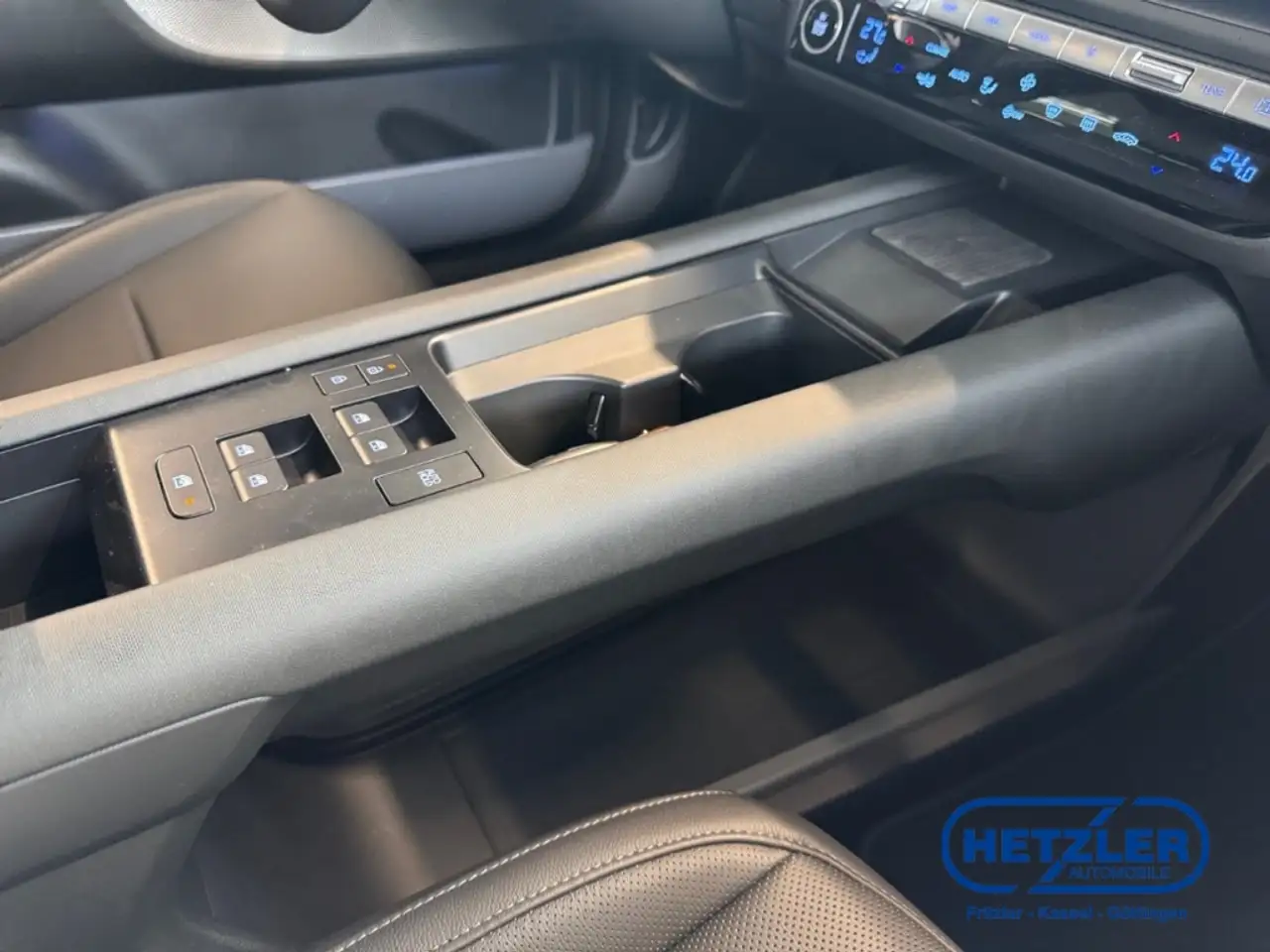 Hyundai IONIQ 6 77 Uniq 77KWh 2WD Uniq +digitale Außenspiegel HUD 20